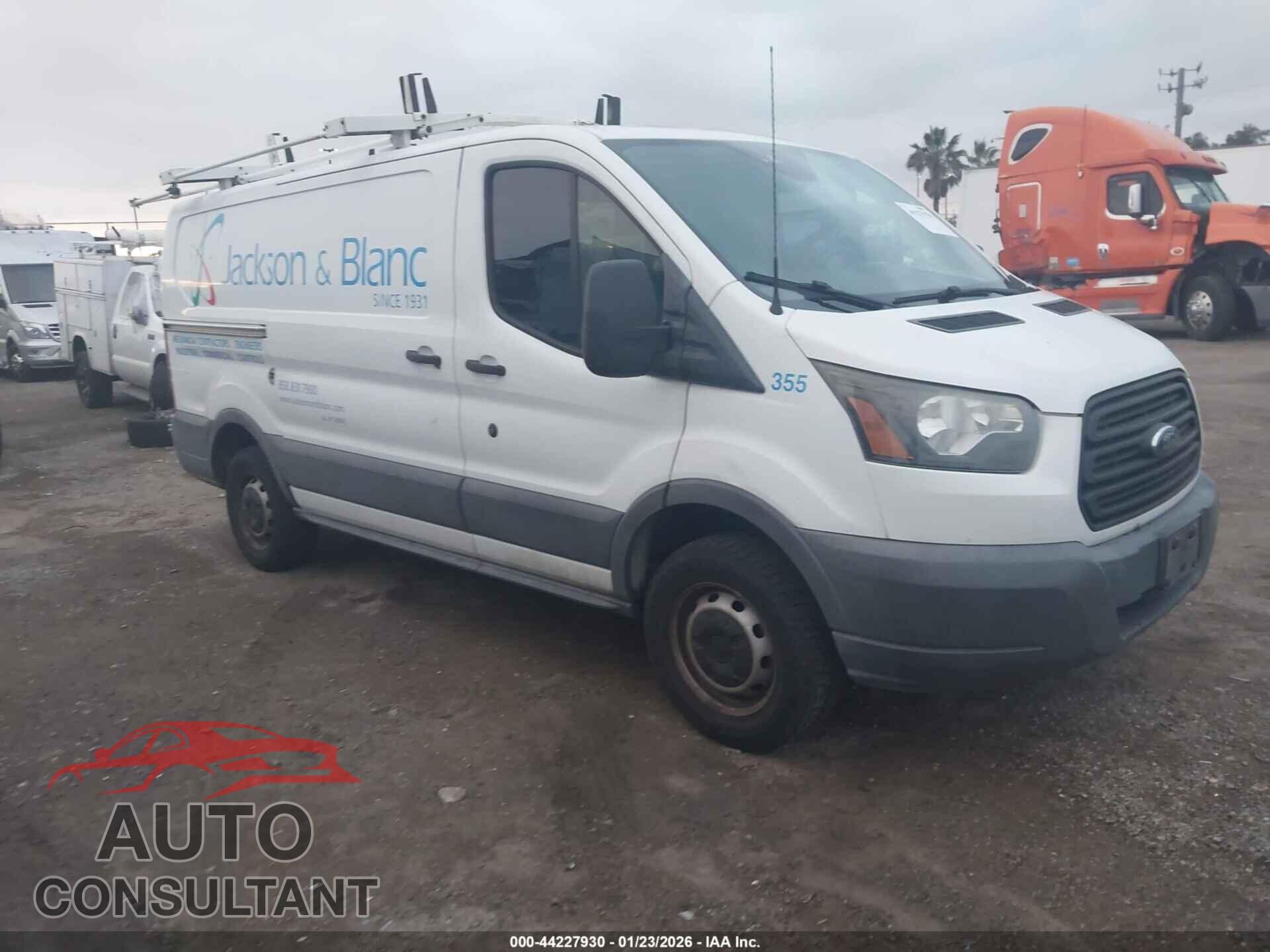 FORD TRANSIT-250 2017 - 1FTYR1YM2HKB04480