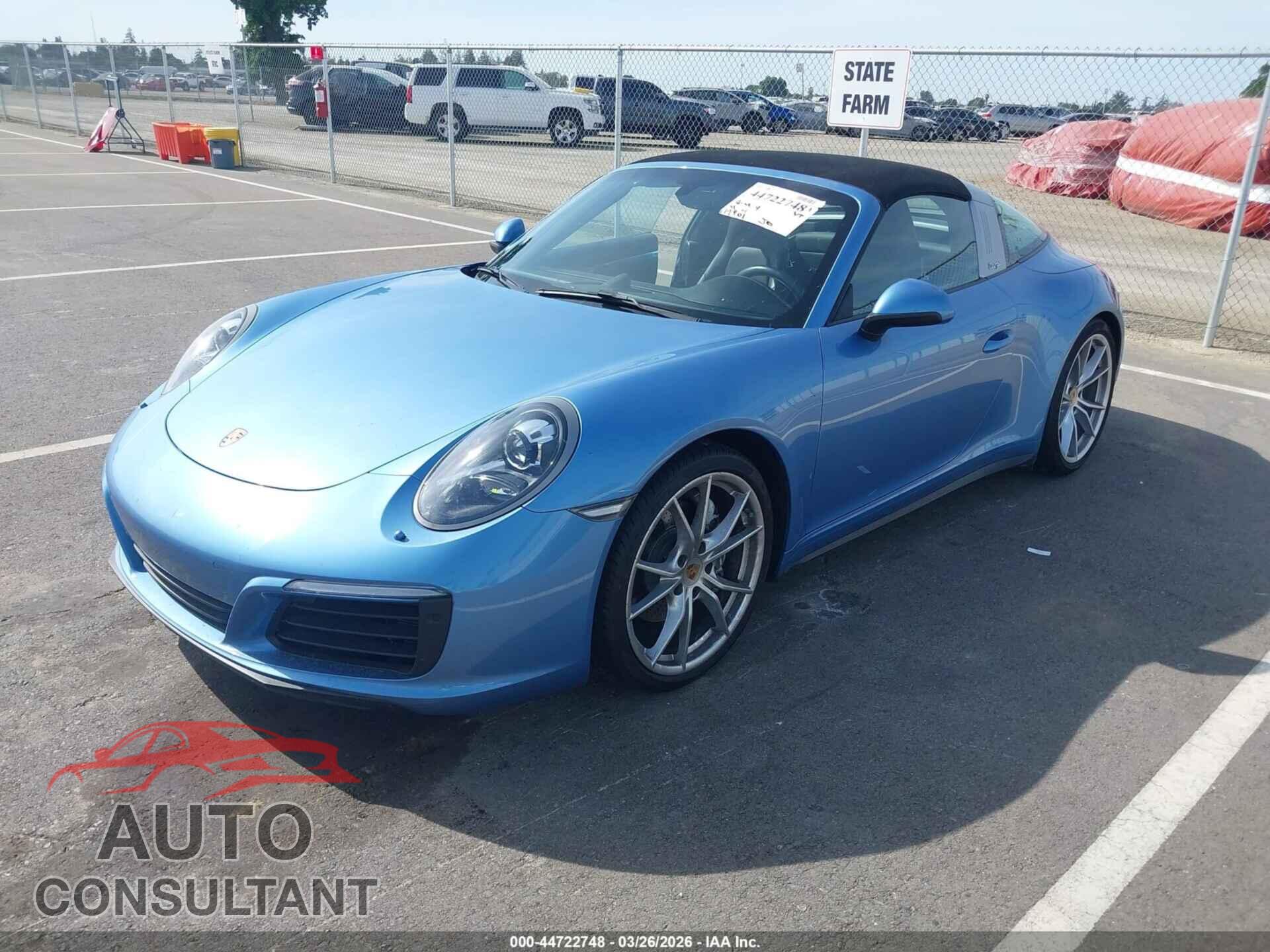 PORSCHE 911 2017 - WP0BA2A92HS132224