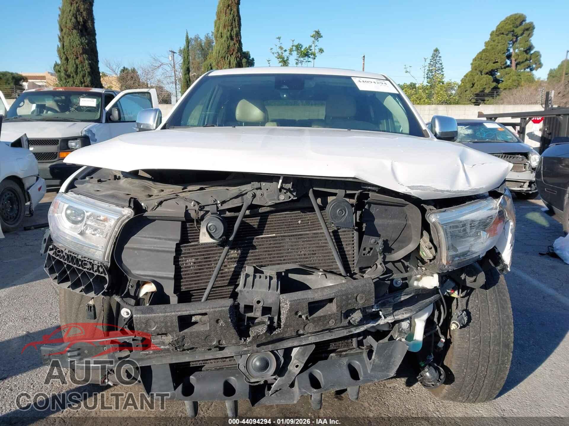 DODGE DURANGO 2018 - 1C4SDHET4JC111939