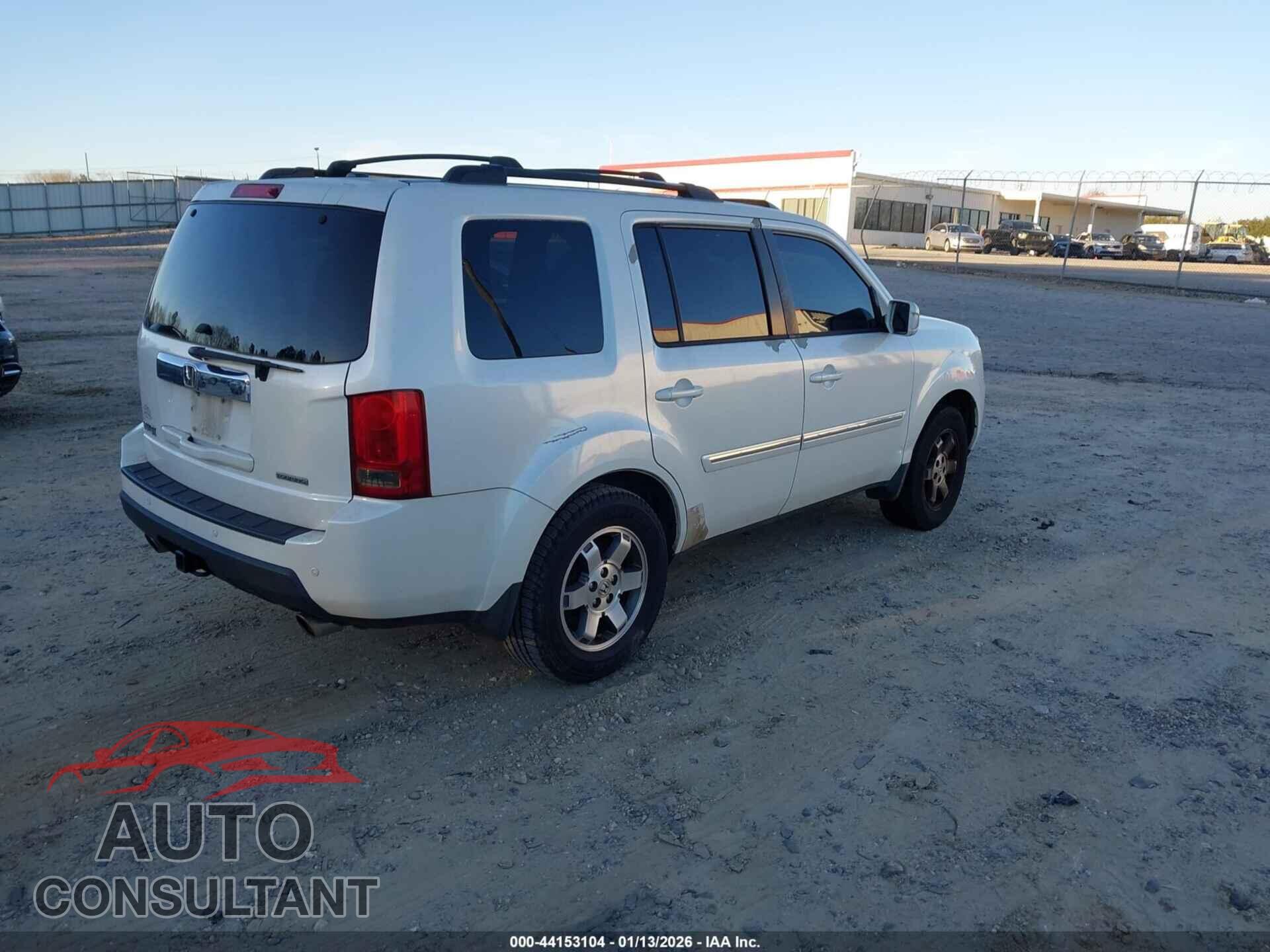 HONDA PILOT 2011 - 5FNYF3H99BB052009