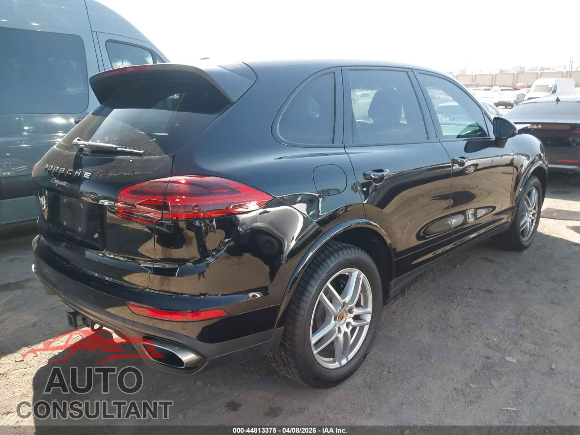 PORSCHE CAYENNE 2018 - WP1AA2A22JKA02866