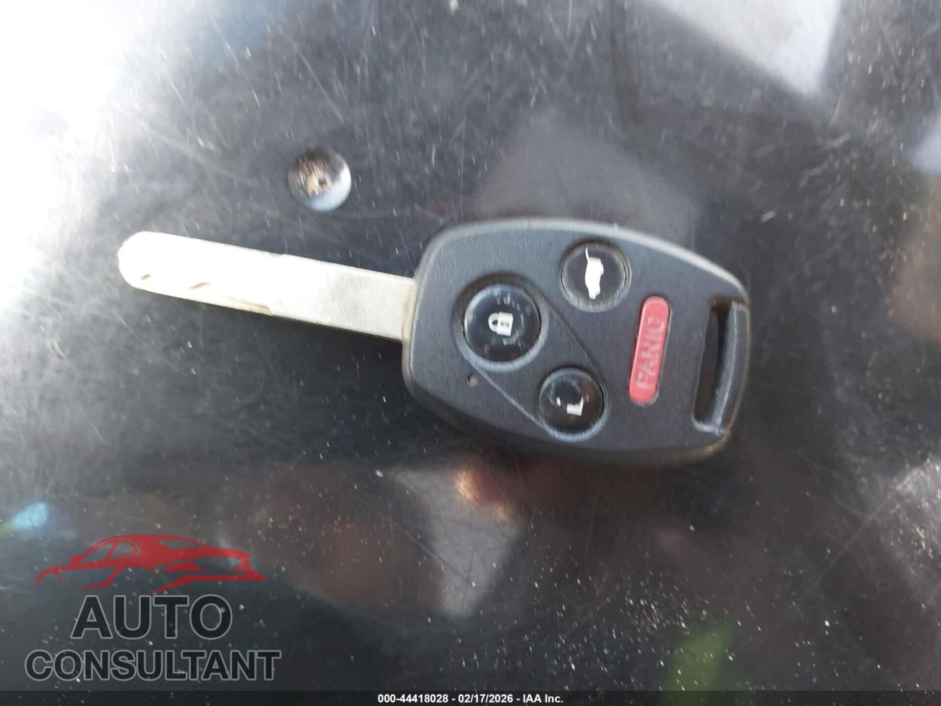 HONDA PILOT 2011 - 5FNYF3H56BB003685