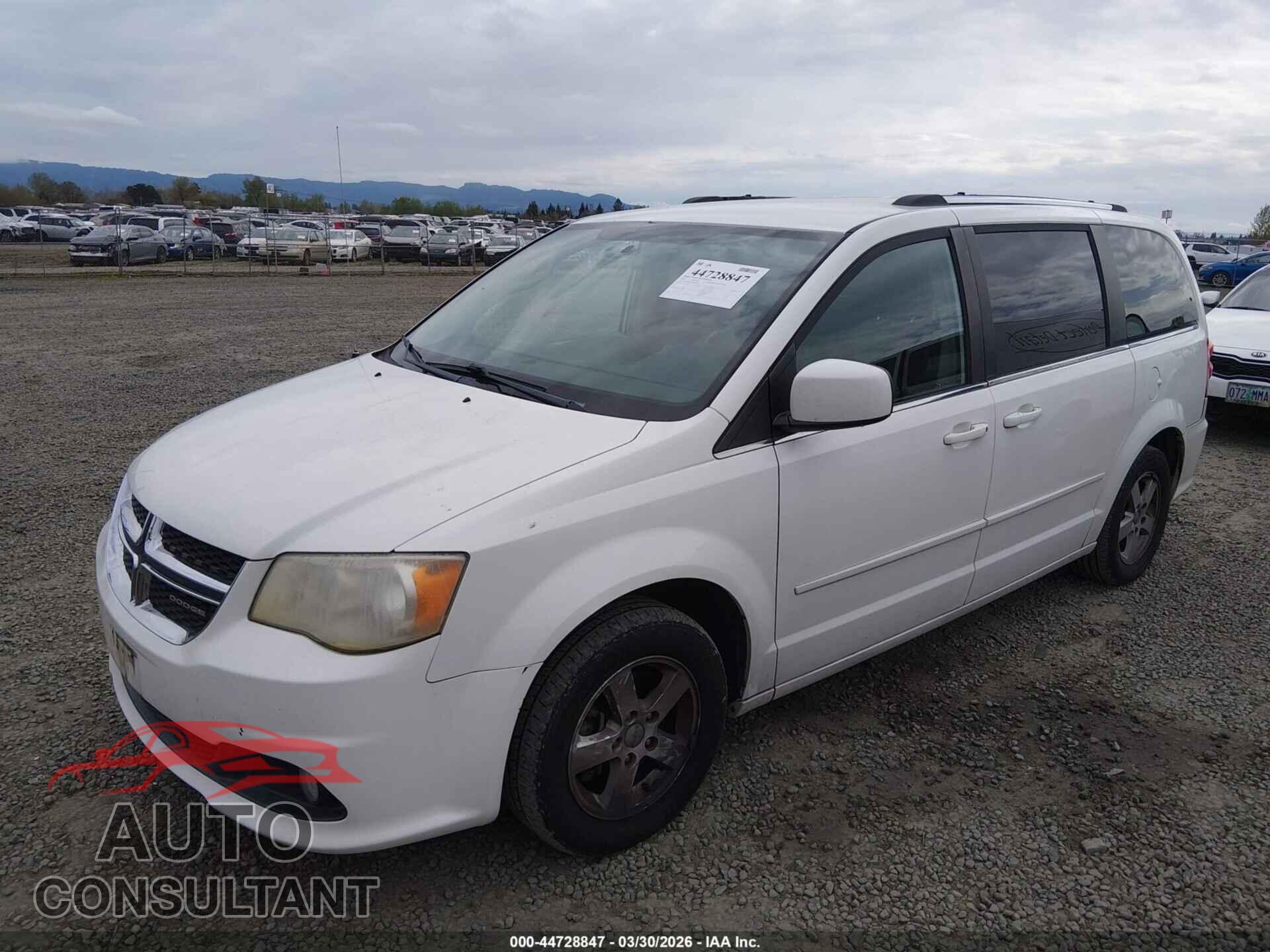 DODGE GRAND CARAVAN 2011 - 2D4RN5DG5BR660768