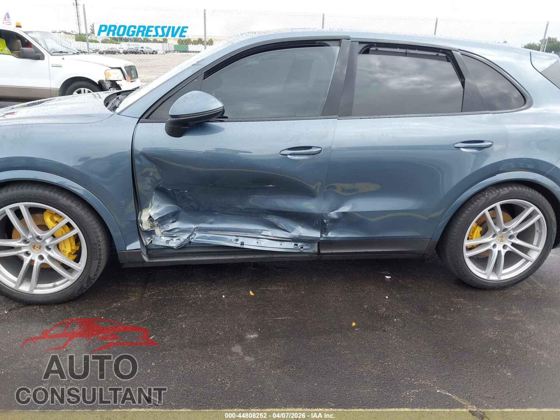 PORSCHE CAYENNE 2019 - WP1AA2AY2KDA12081