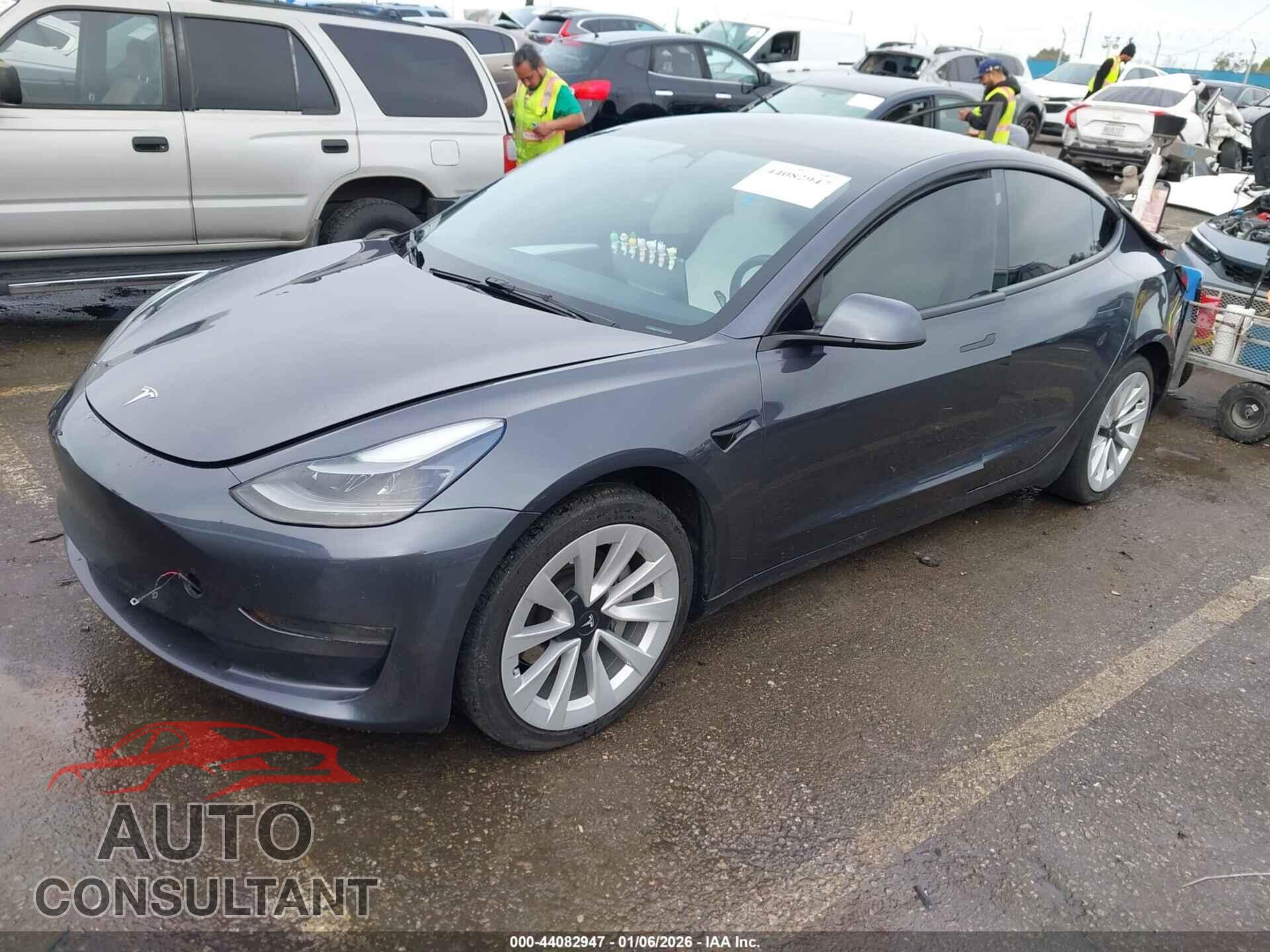 TESLA MODEL 3 2023 - 5YJ3E1EA5PF647334