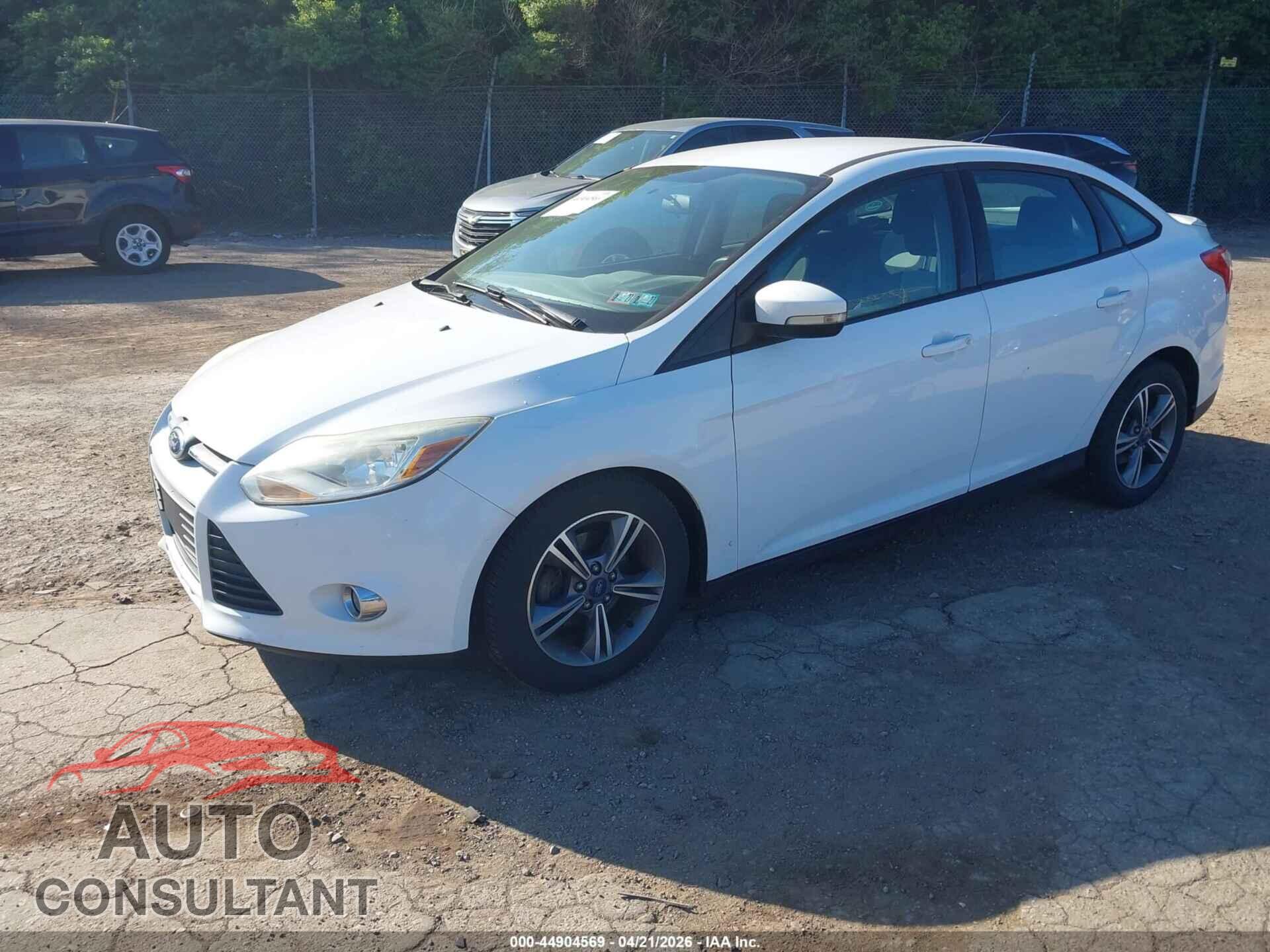 FORD FOCUS 2014 - 1FADP3F2XEL446515