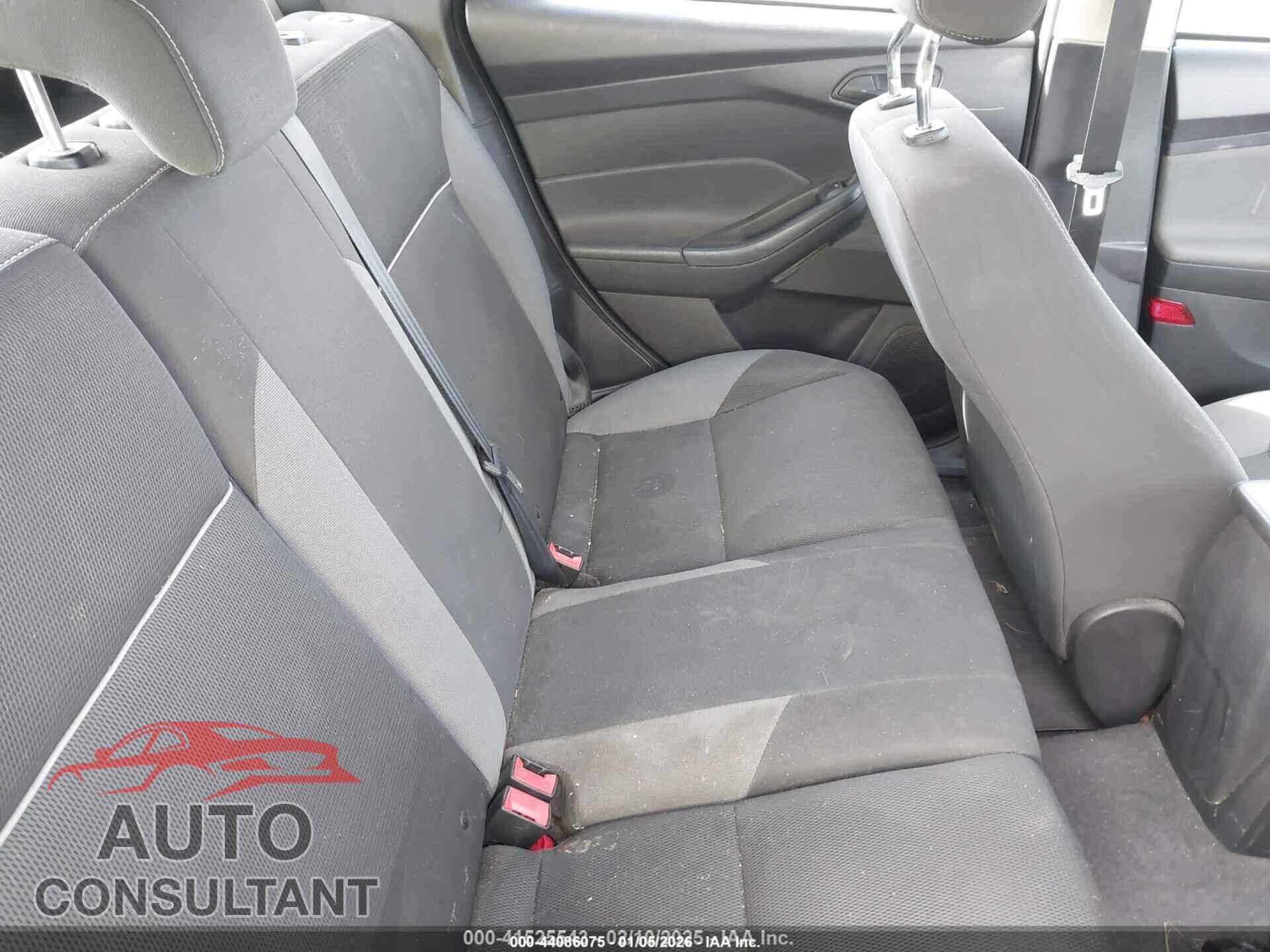 FORD FOCUS 2012 - 1FAHP3K29CL244785
