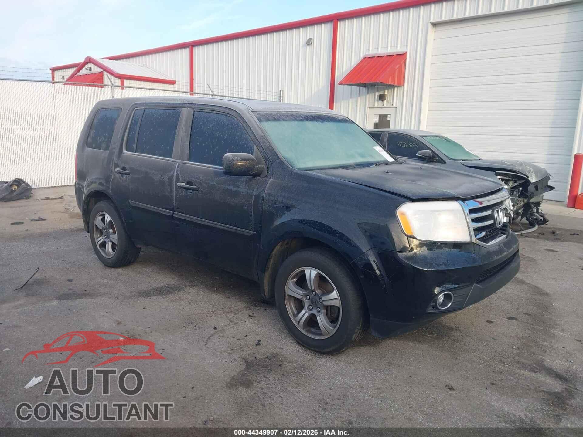 HONDA PILOT 2015 - 5FNYF4H32FB046415