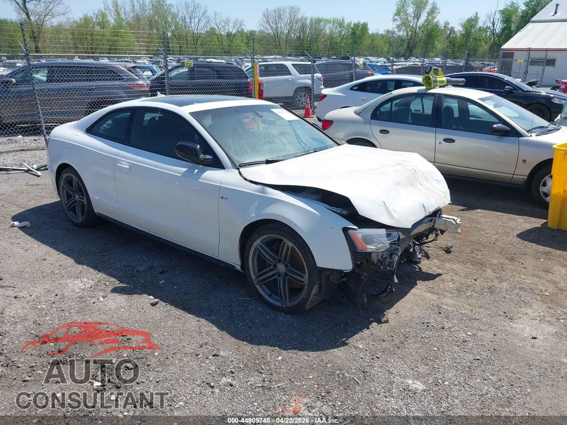 AUDI A5 2014 - WAUMFAFR5EA049530