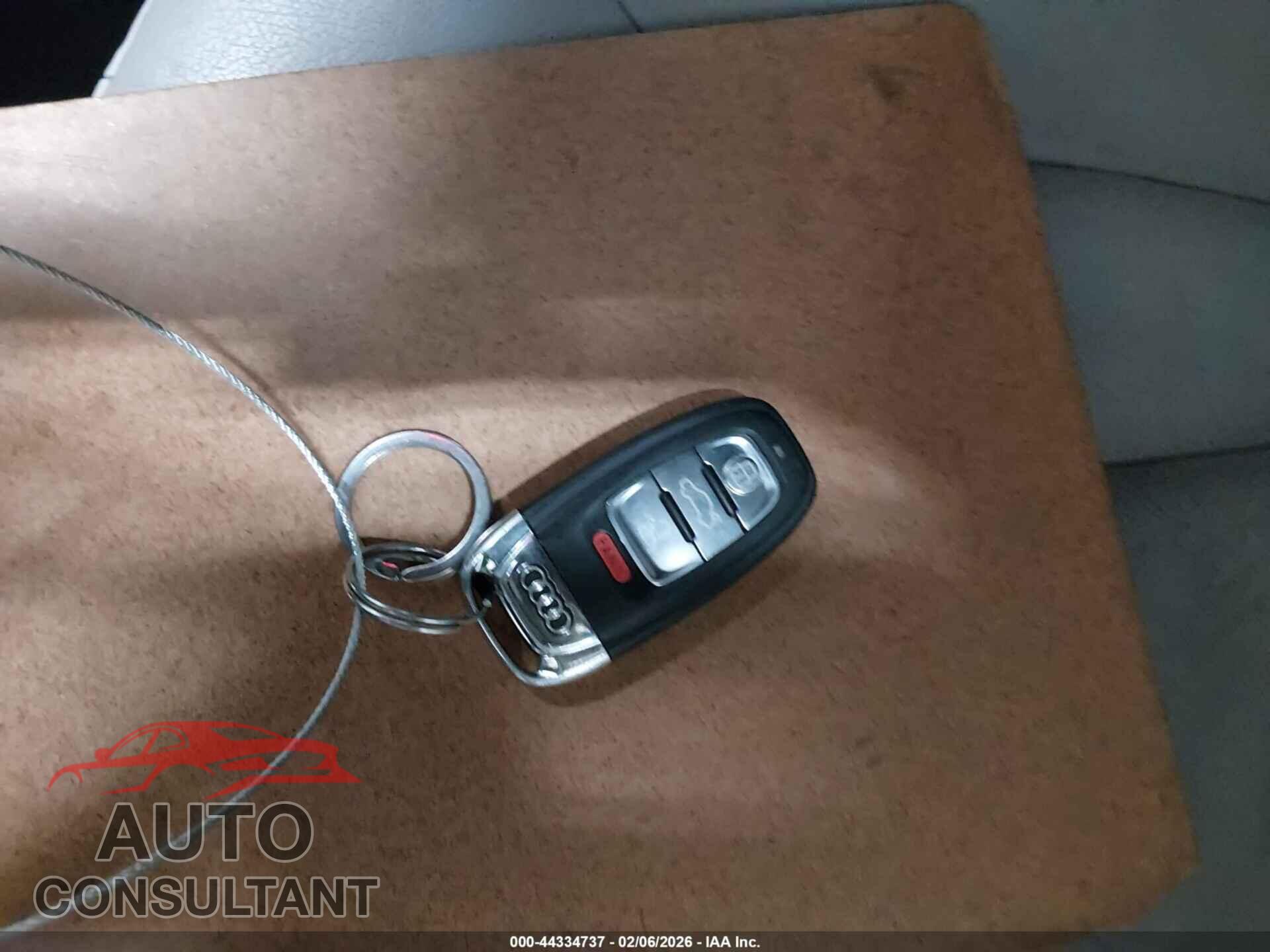 AUDI A4 2013 - WAUFFAFL5DN035638