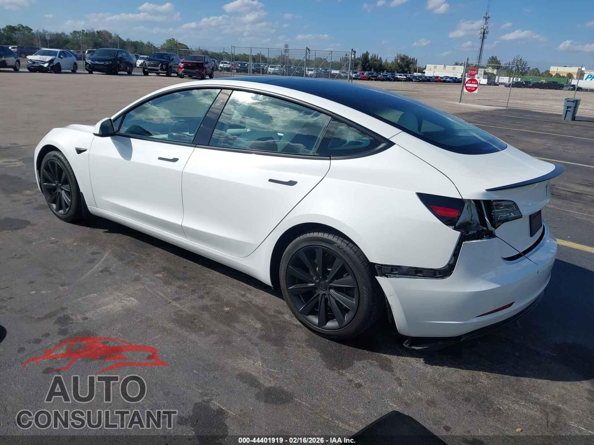 TESLA MODEL 3 2021 - 5YJ3E1EA5MF973162