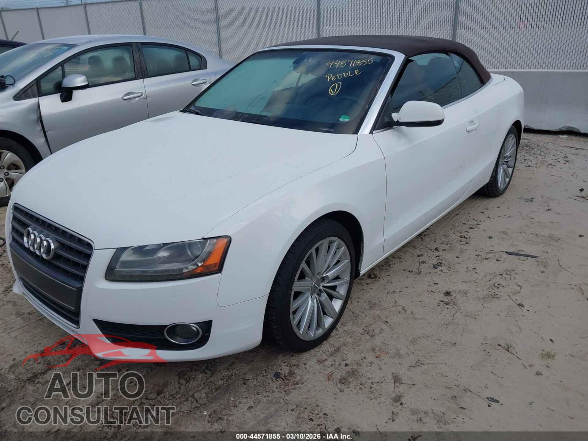AUDI A5 2011 - WAUJFAFH7BN018035