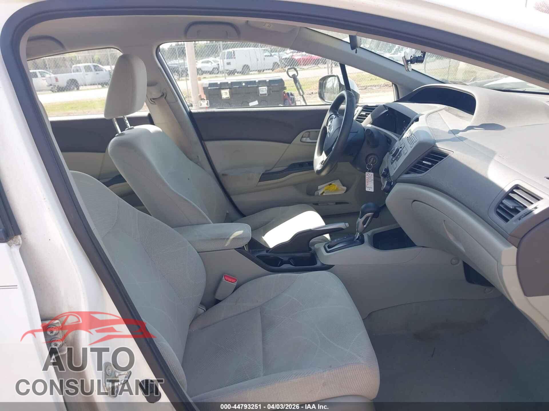 HONDA CIVIC 2012 - 2HGFB2F56CH504217