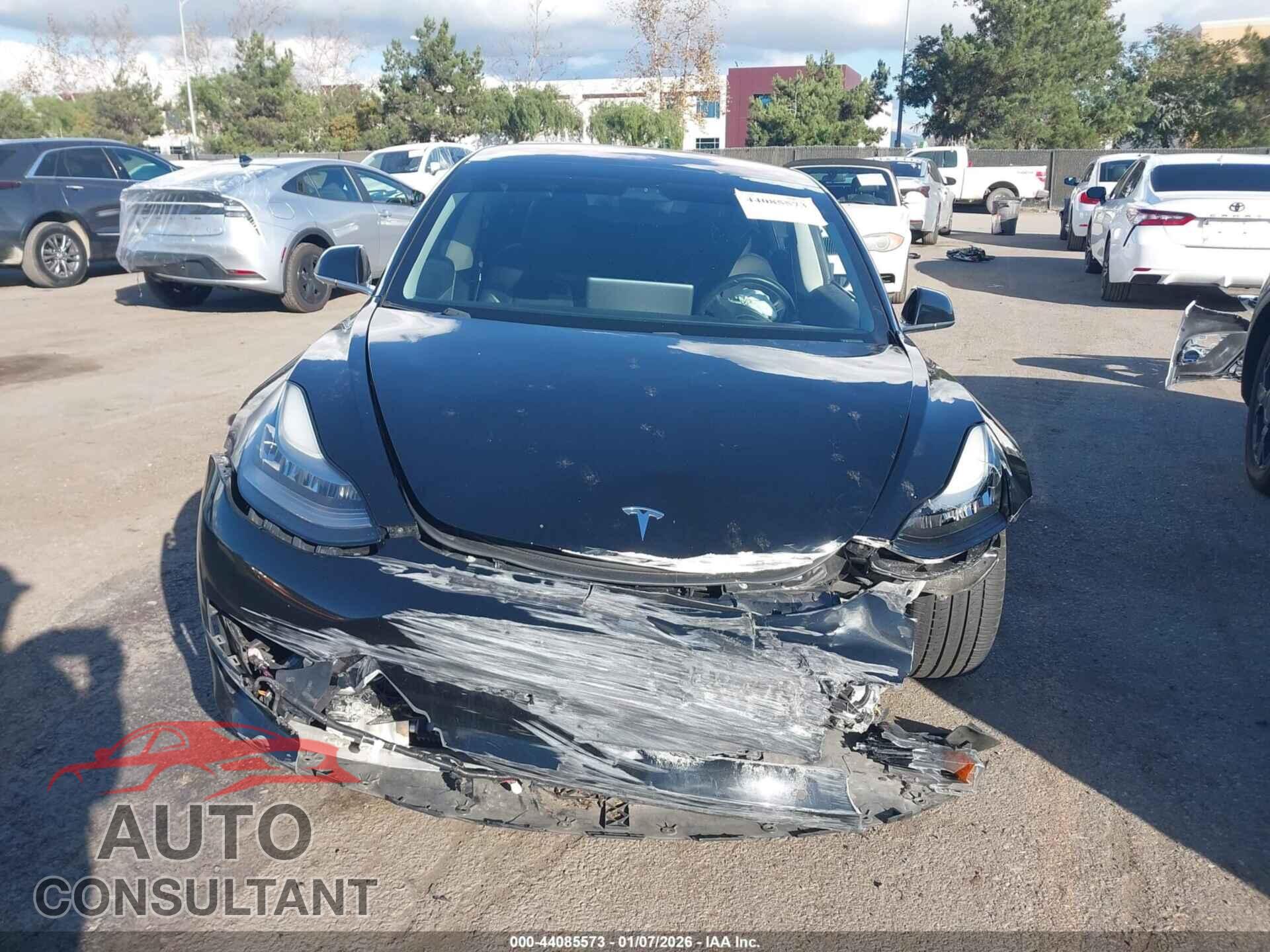 TESLA MODEL 3 2018 - 5YJ3E1EA4JF004822