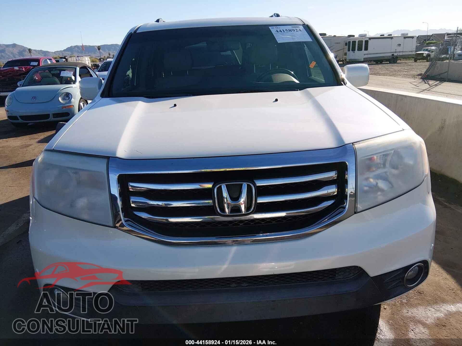HONDA PILOT 2012 - 5FNYF4H9XCB063205