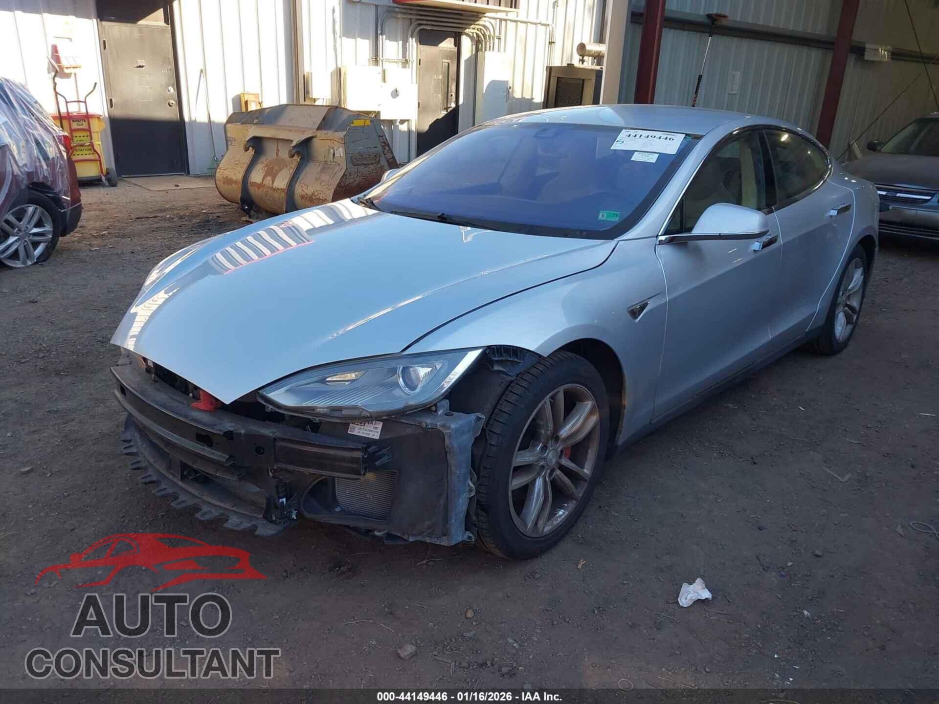 TESLA MODEL S 2014 - 5YJSA1H10EFP64125