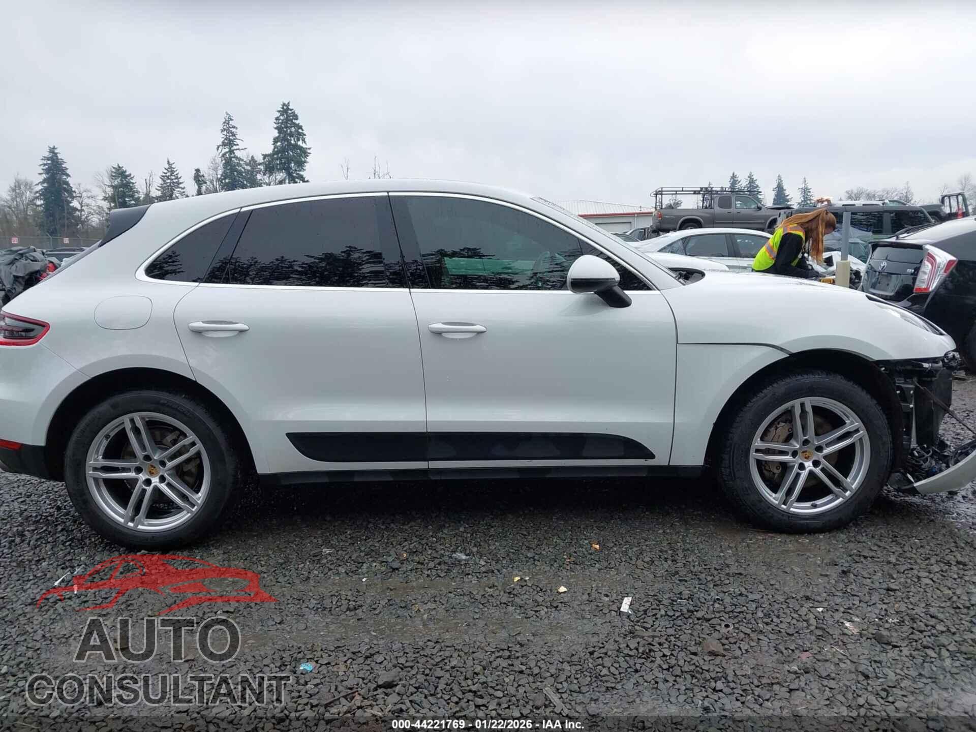 PORSCHE MACAN 2017 - WP1AB2A51HLB21097