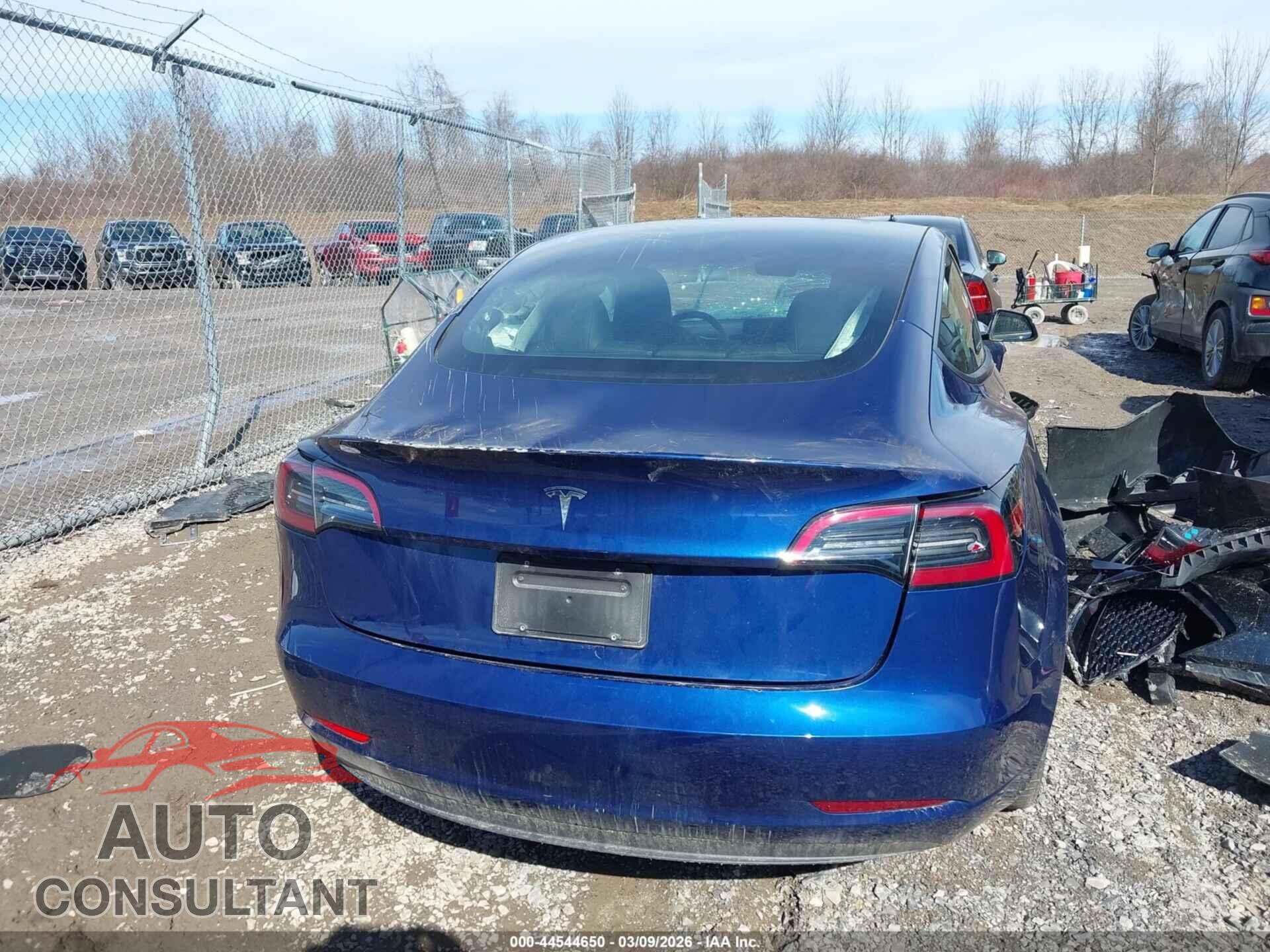 TESLA MODEL 3 2023 - 5YJ3E1EA8PF692204