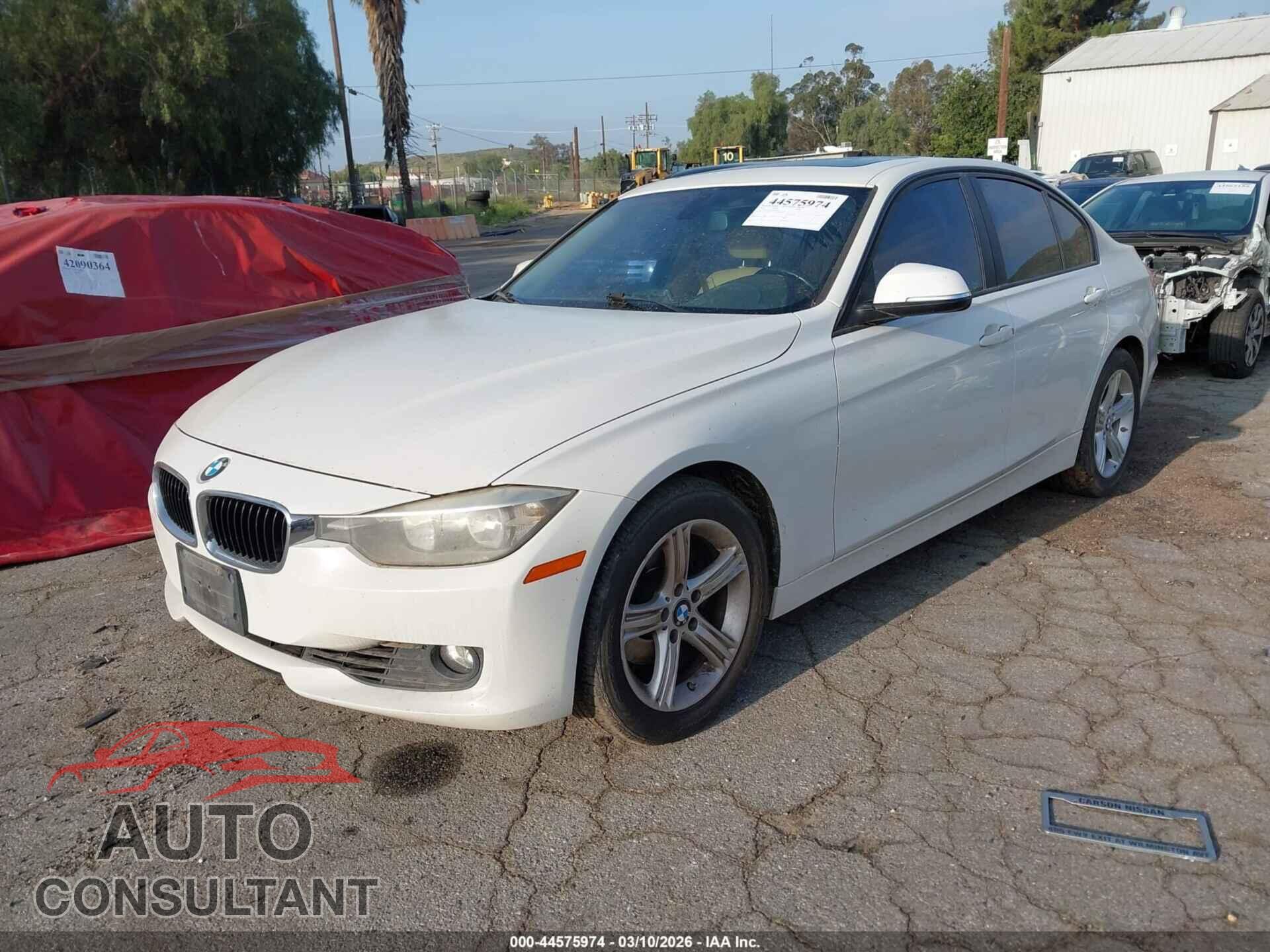 BMW 328I 2012 - WBA3C1C54CF434020