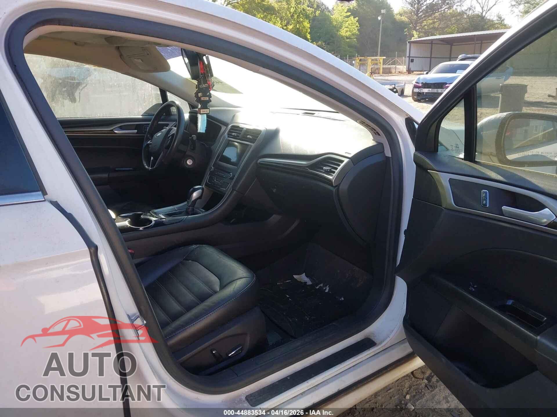 FORD FUSION 2015 - 1FA6P0HD0F5111663