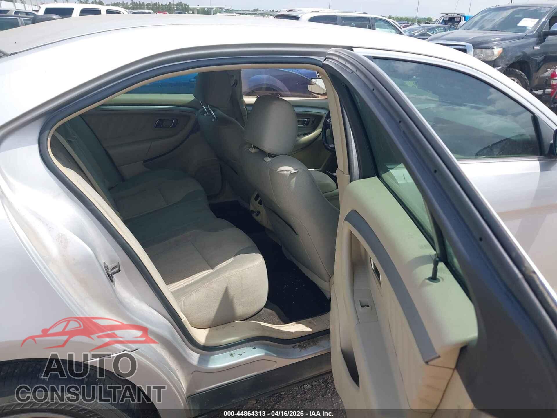 FORD TAURUS 2014 - 1FAHP2E86EG115067