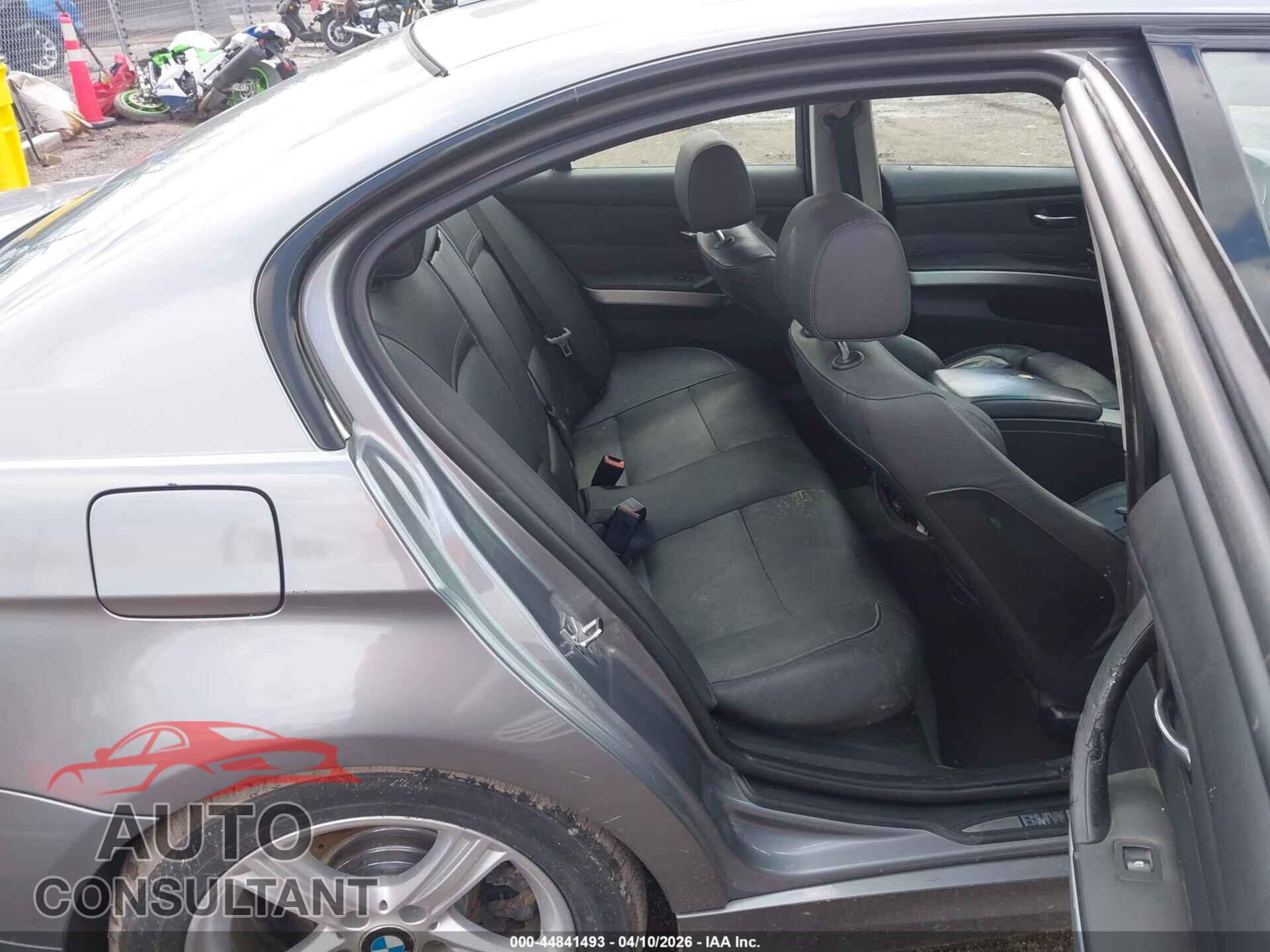 BMW 335I 2009 - WBAPM77589NL86578