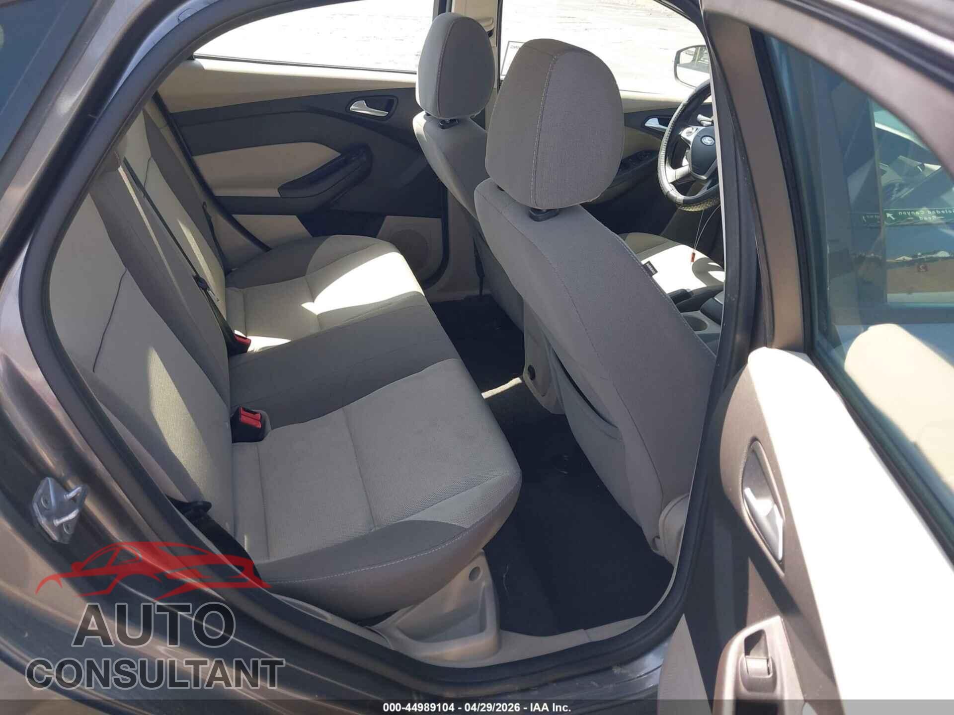FORD FOCUS 2014 - 1FADP3F25EL260543
