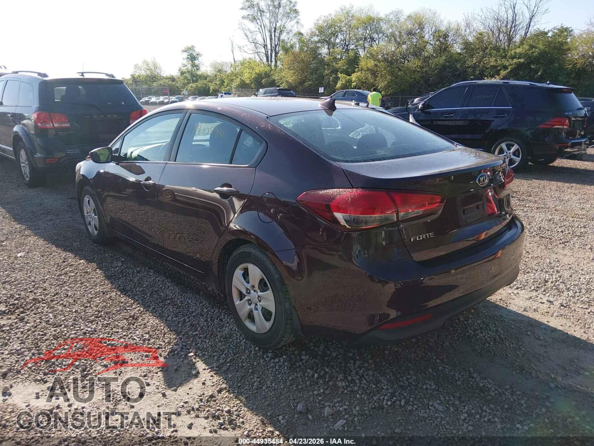KIA FORTE 2017 - 3KPFL4A79HE058485