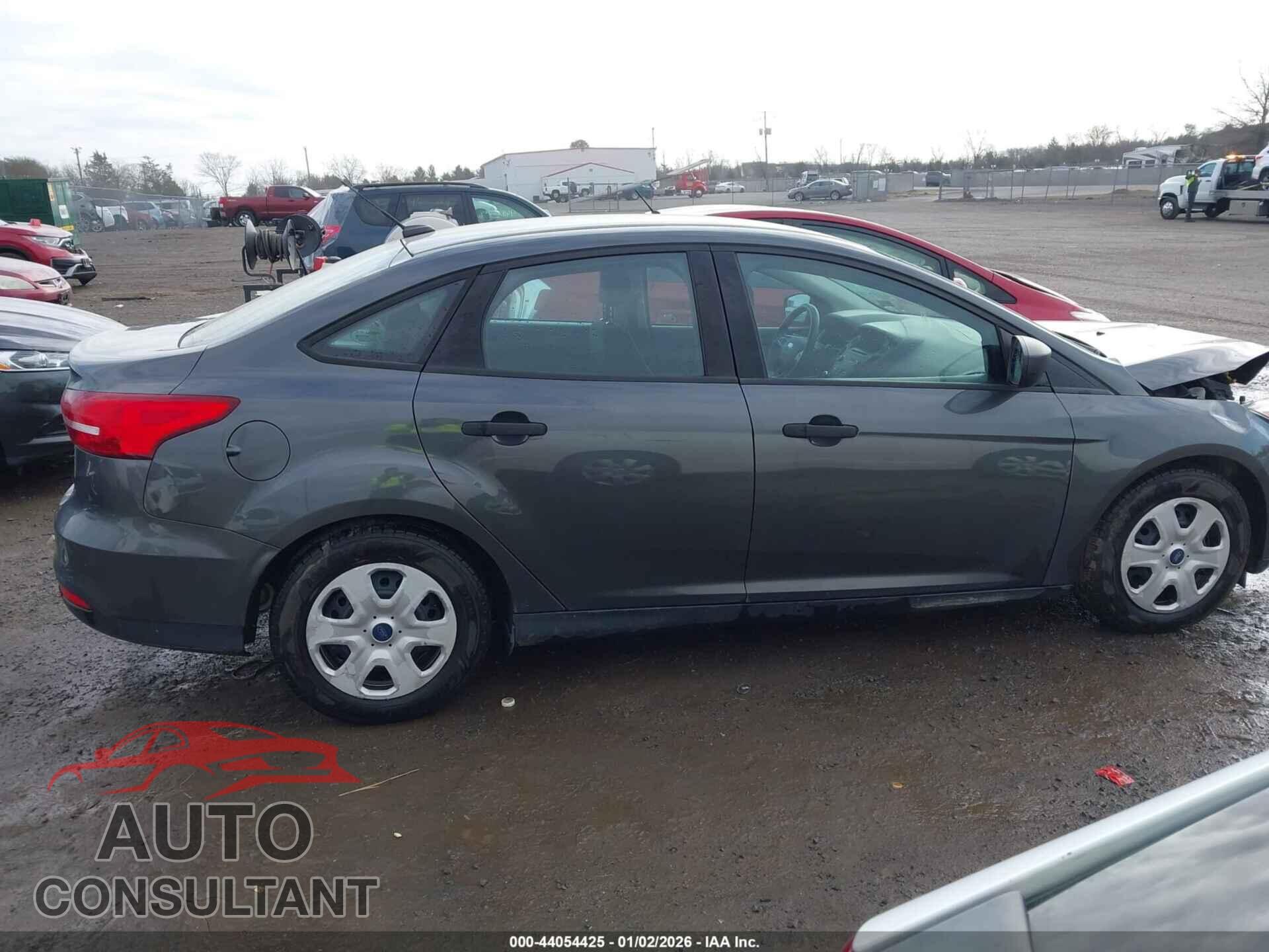 FORD FOCUS 2017 - 1FADP3E2XHL270040