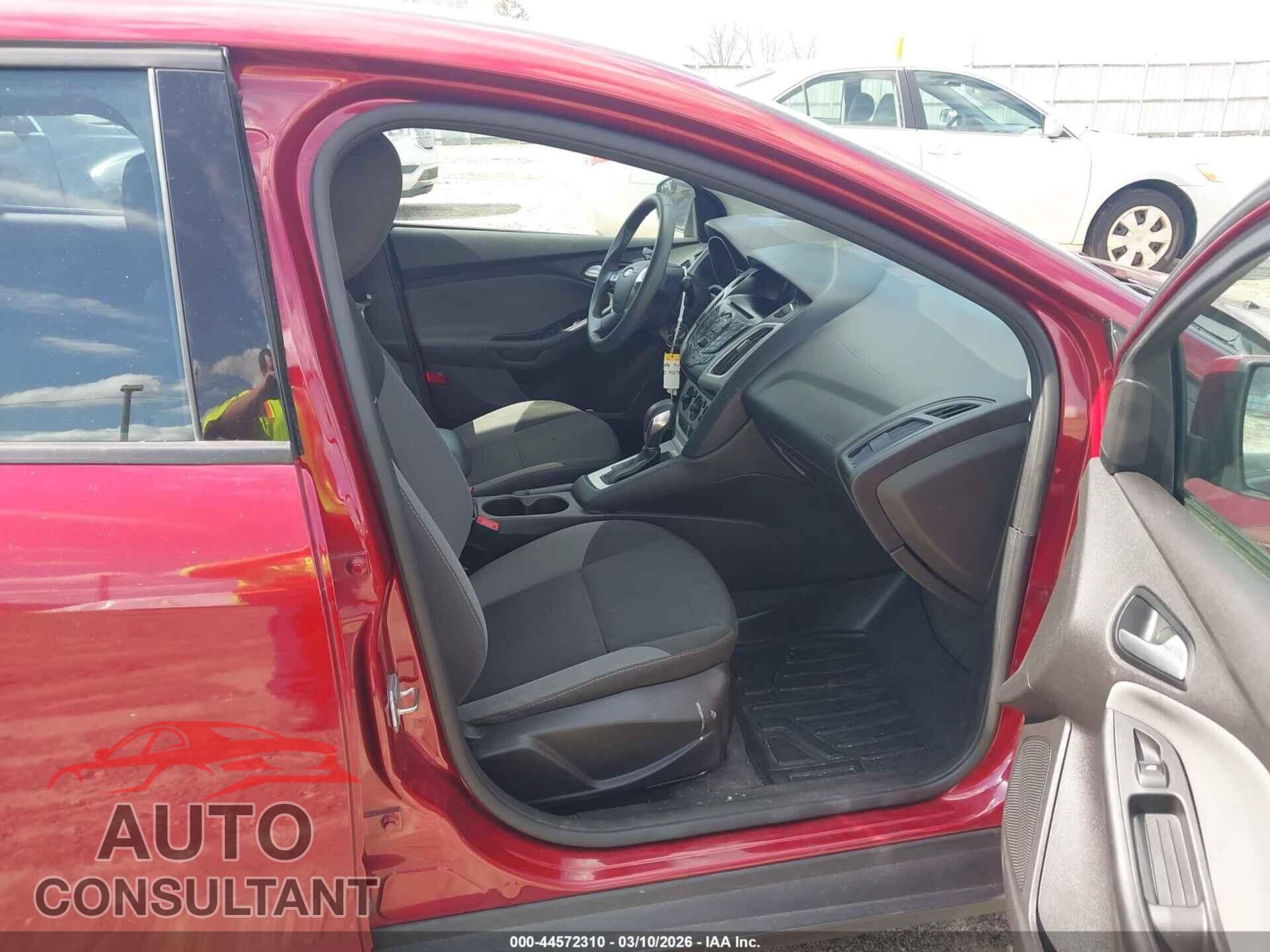 FORD FOCUS 2014 - 1FADP3F26EL346072