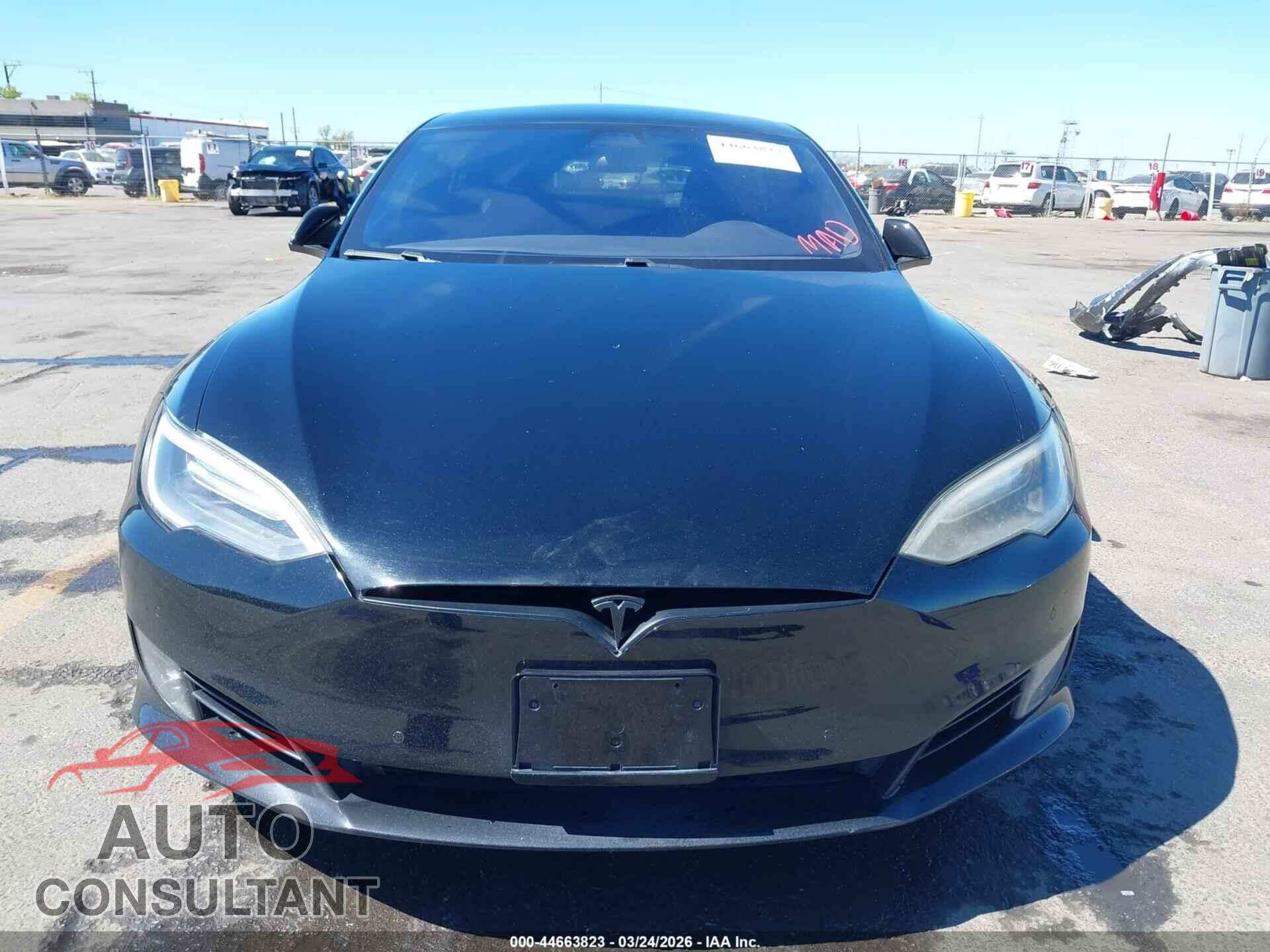 TESLA MODEL S 2017 - 5YJSA1E18HF202773