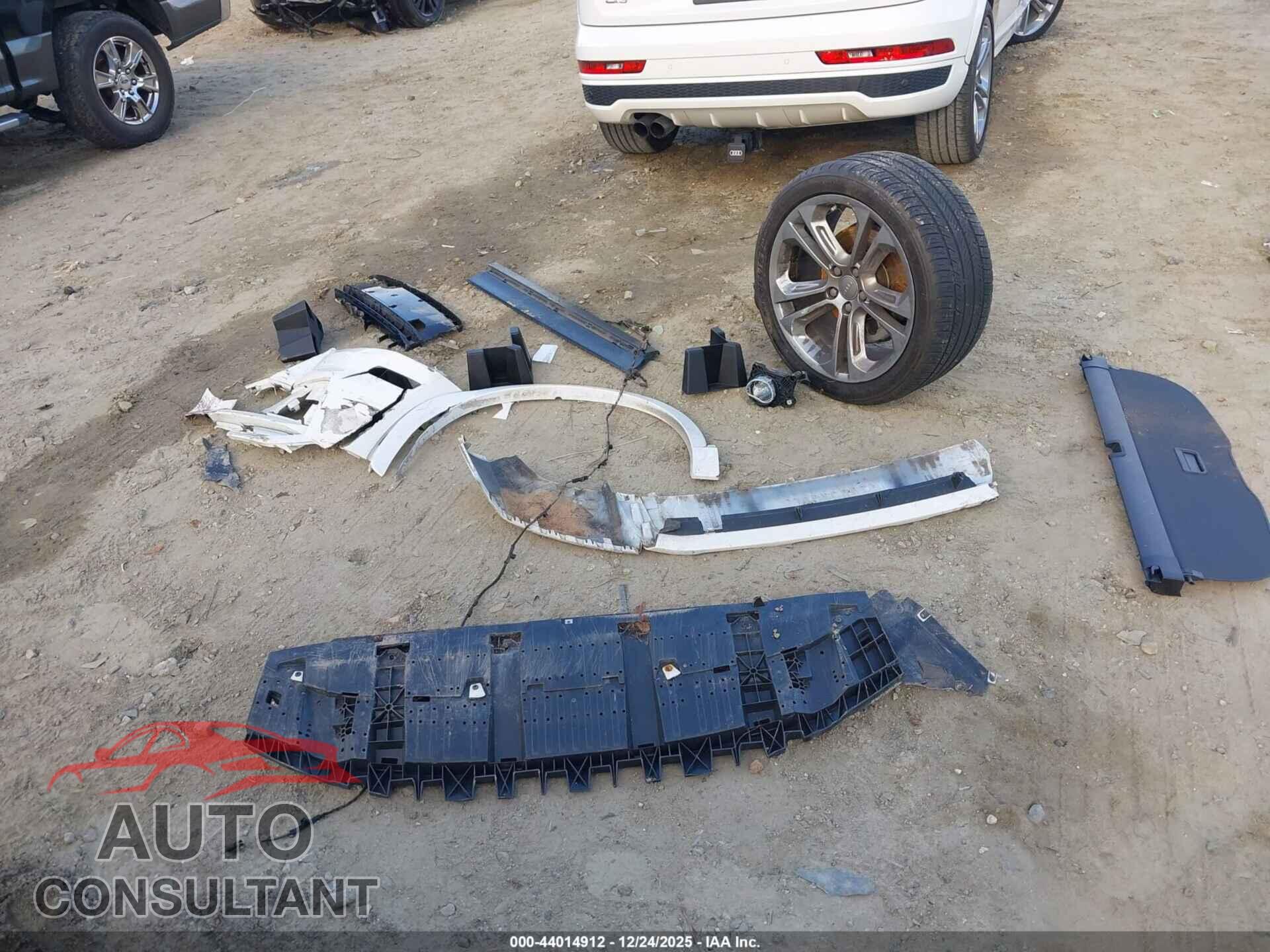 AUDI Q3 2018 - WA1BCCFS2JR033020