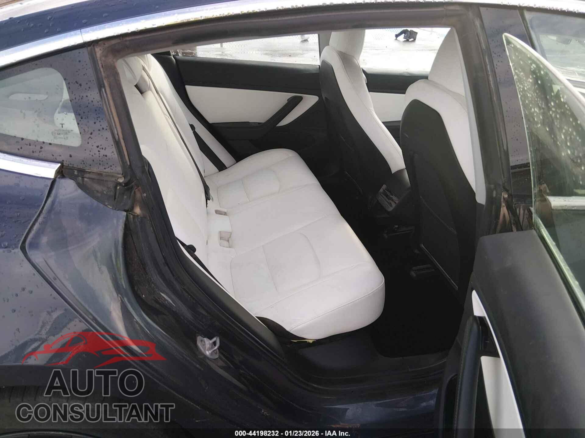 TESLA MODEL 3 2020 - 5YJ3E1EB5LF522076