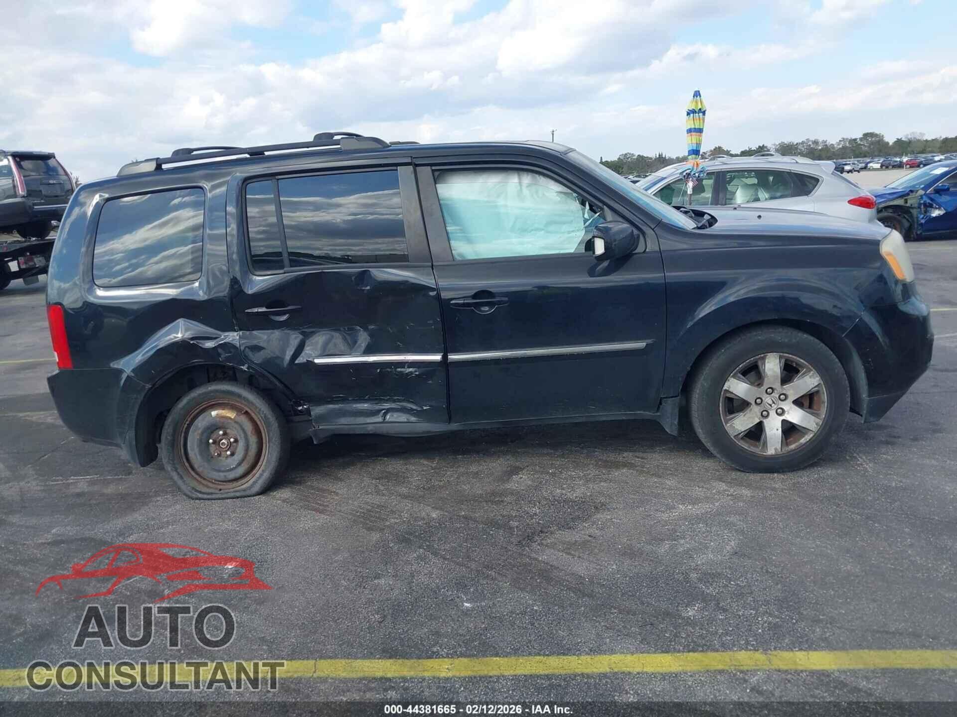 HONDA PILOT 2014 - 5FNYF4H92EB015281