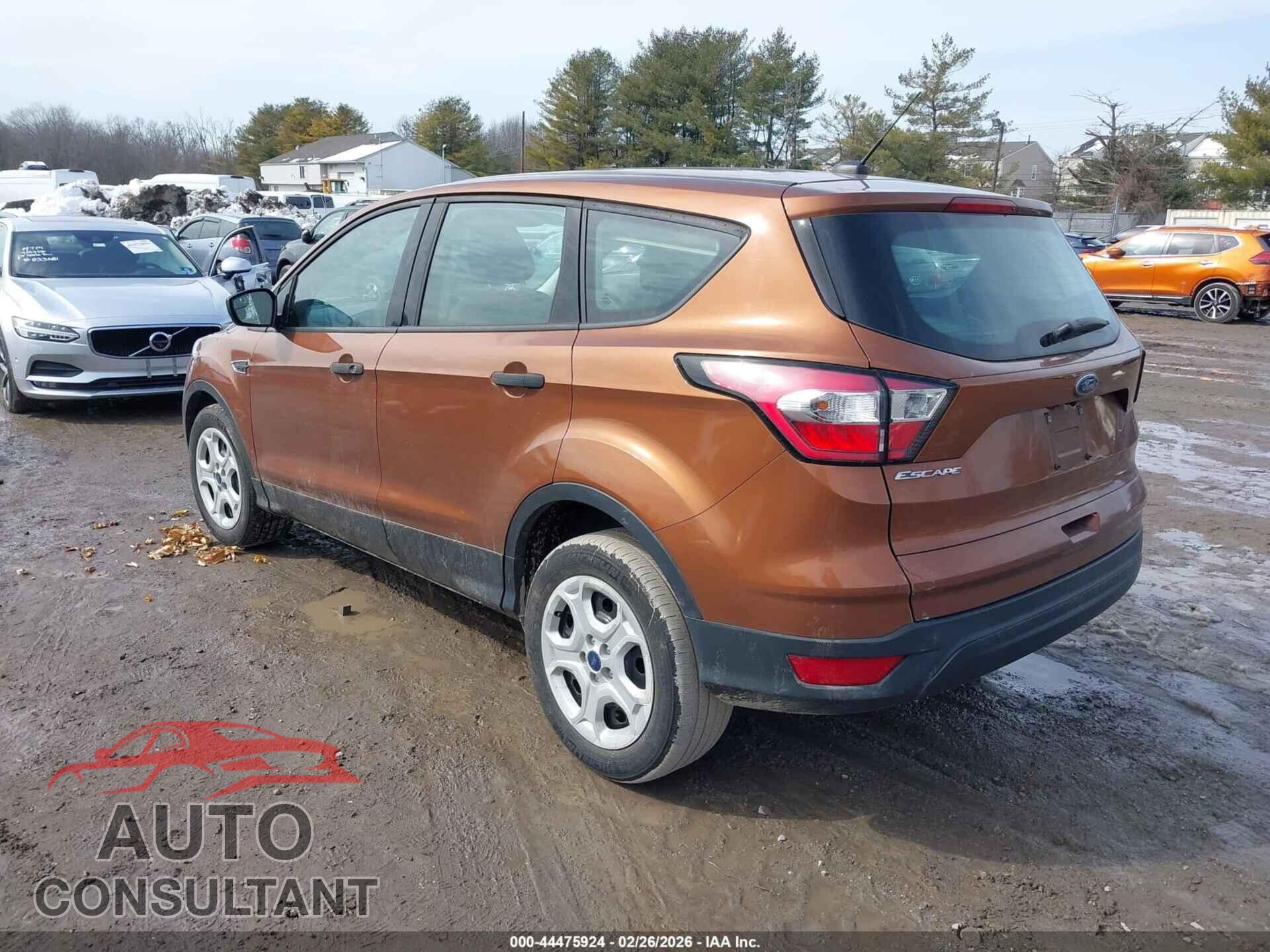 FORD ESCAPE 2017 - 1FMCU0F7XHUD71804