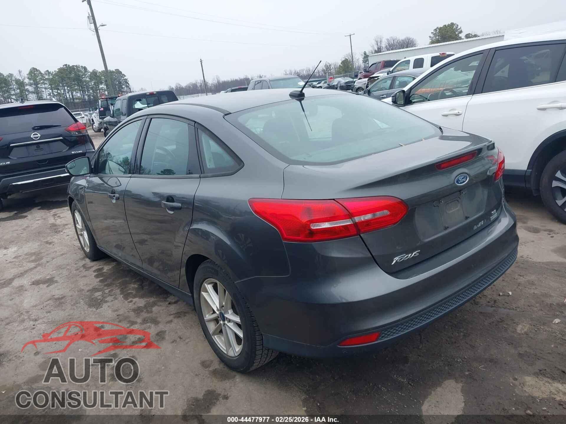 FORD FOCUS 2017 - 1FADP3FE8HL255948