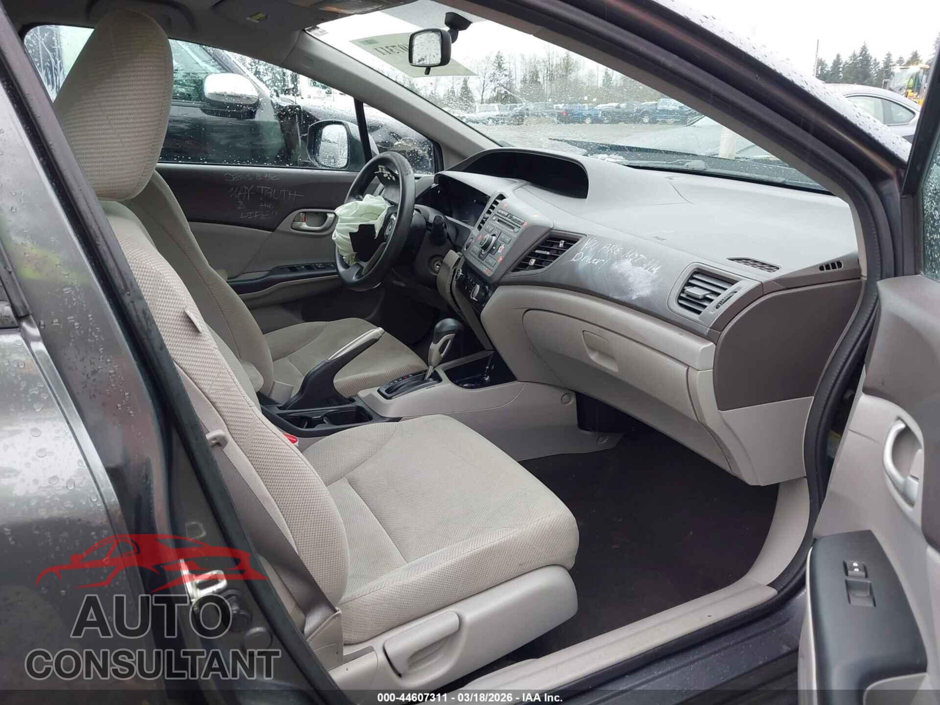 HONDA CIVIC 2012 - 2HGFB2F5XCH563013