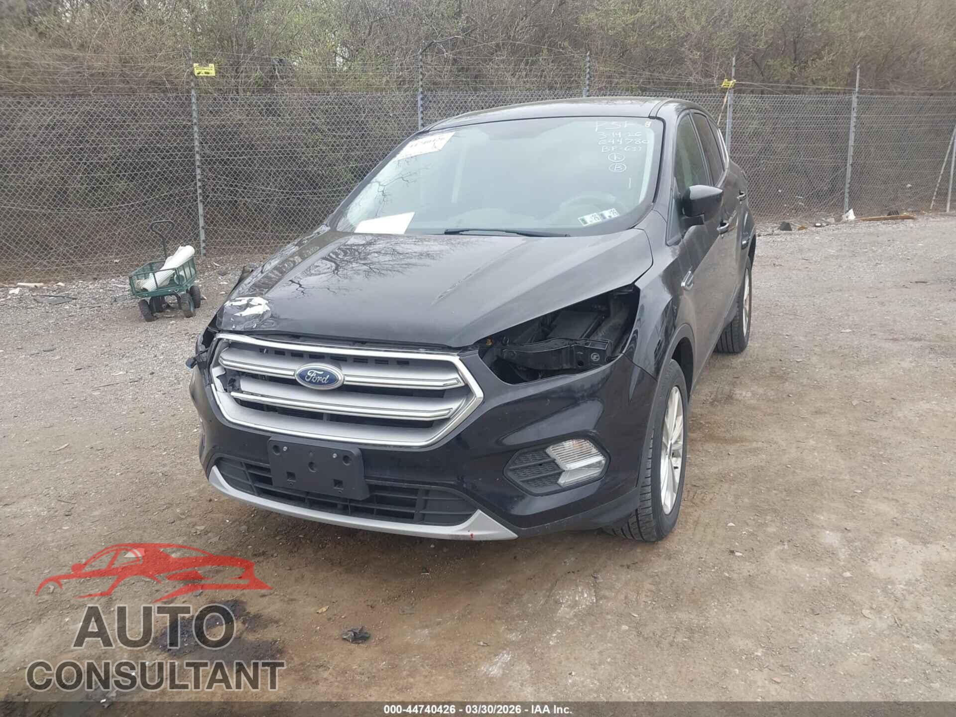 FORD ESCAPE 2017 - 1FMCU9GD3HUE44780