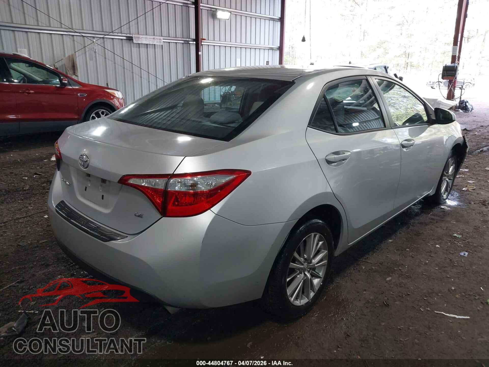 TOYOTA COROLLA 2015 - 5YFBURHE8FP308887