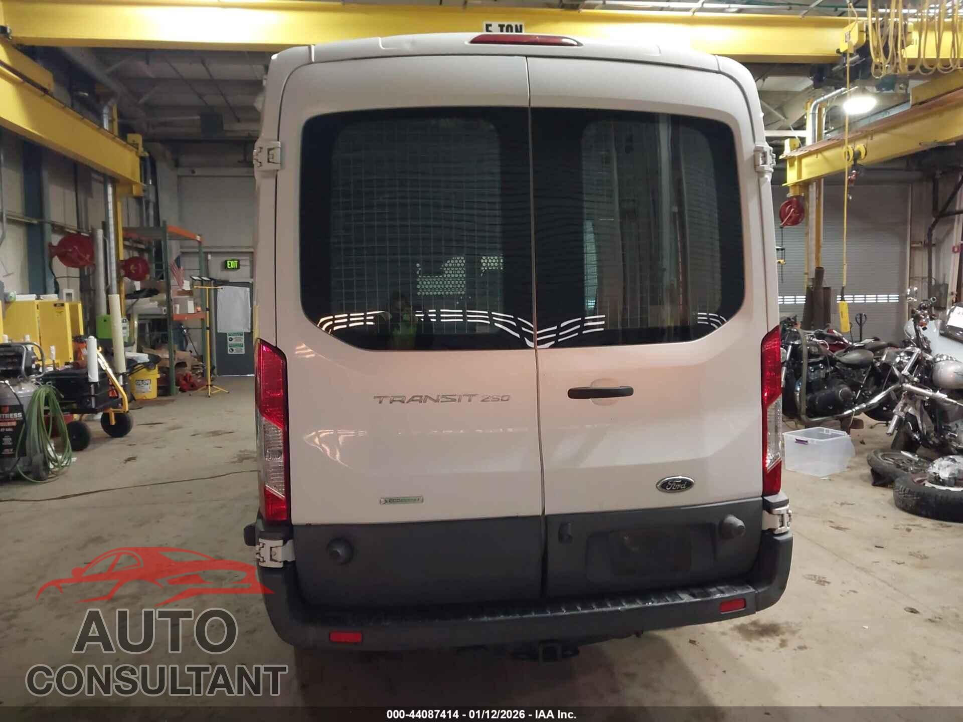FORD TRANSIT-250 2015 - 1FTNR2CG9FKB32266