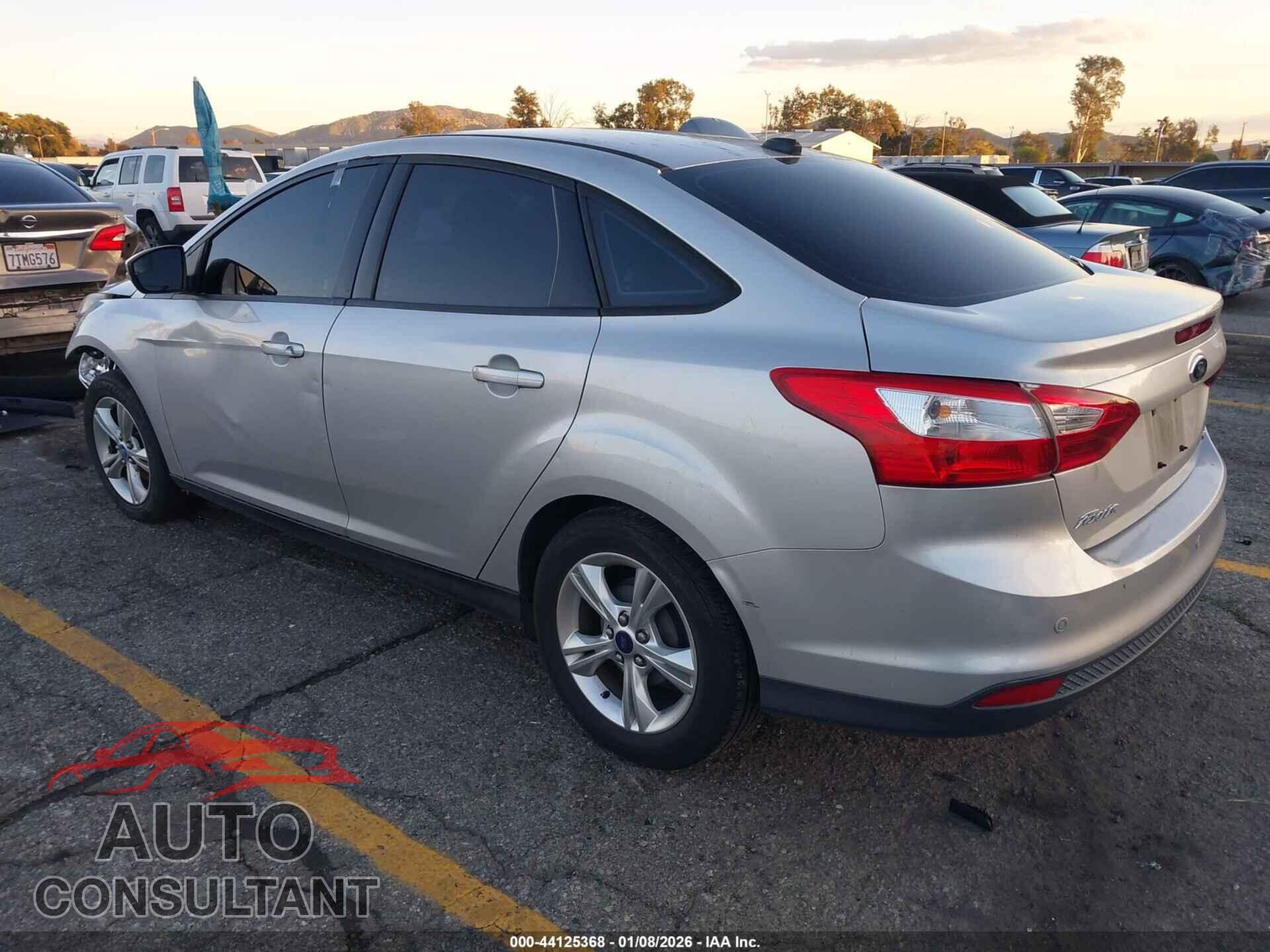 FORD FOCUS 2014 - 1FADP3F27EL237474
