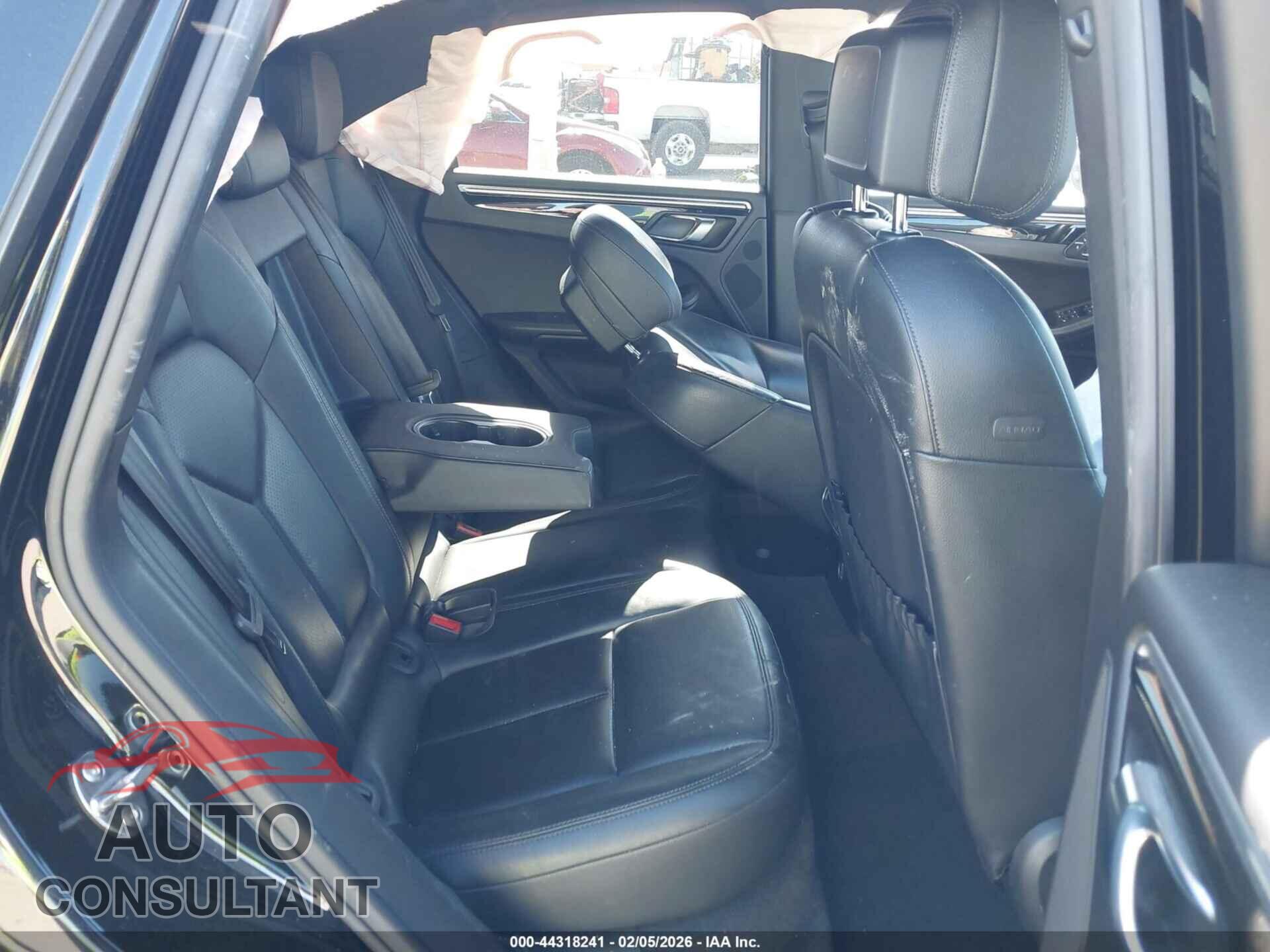 PORSCHE MACAN 2017 - WP1AA2A53HLB82227