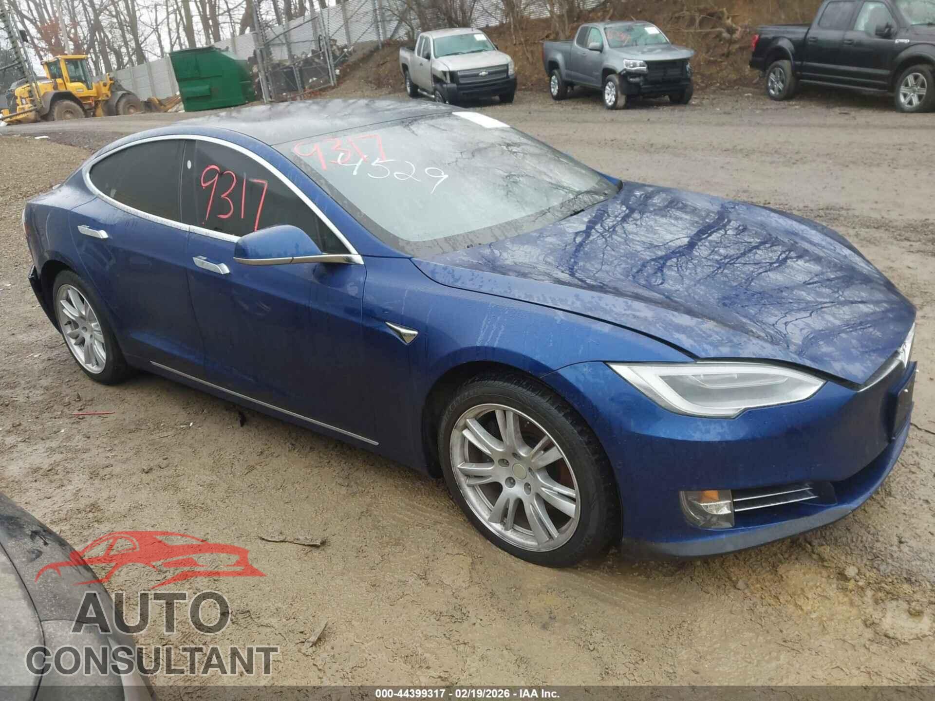 TESLA MODEL S 2021 - 5YJSA1E27MF424529