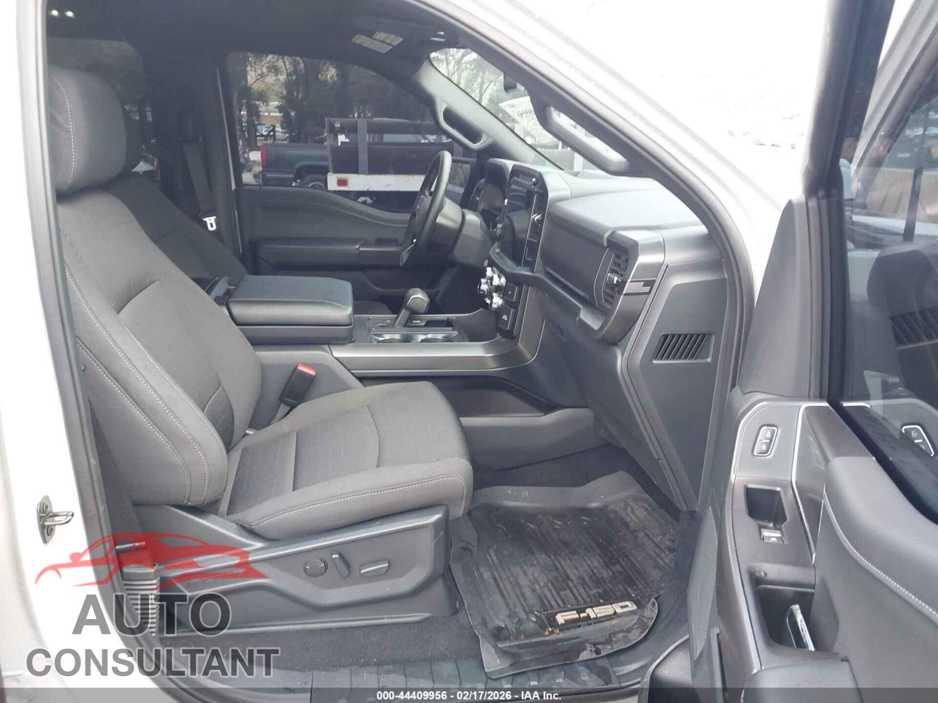 FORD F-150 2024 - 1FTFW3L84RKD67366