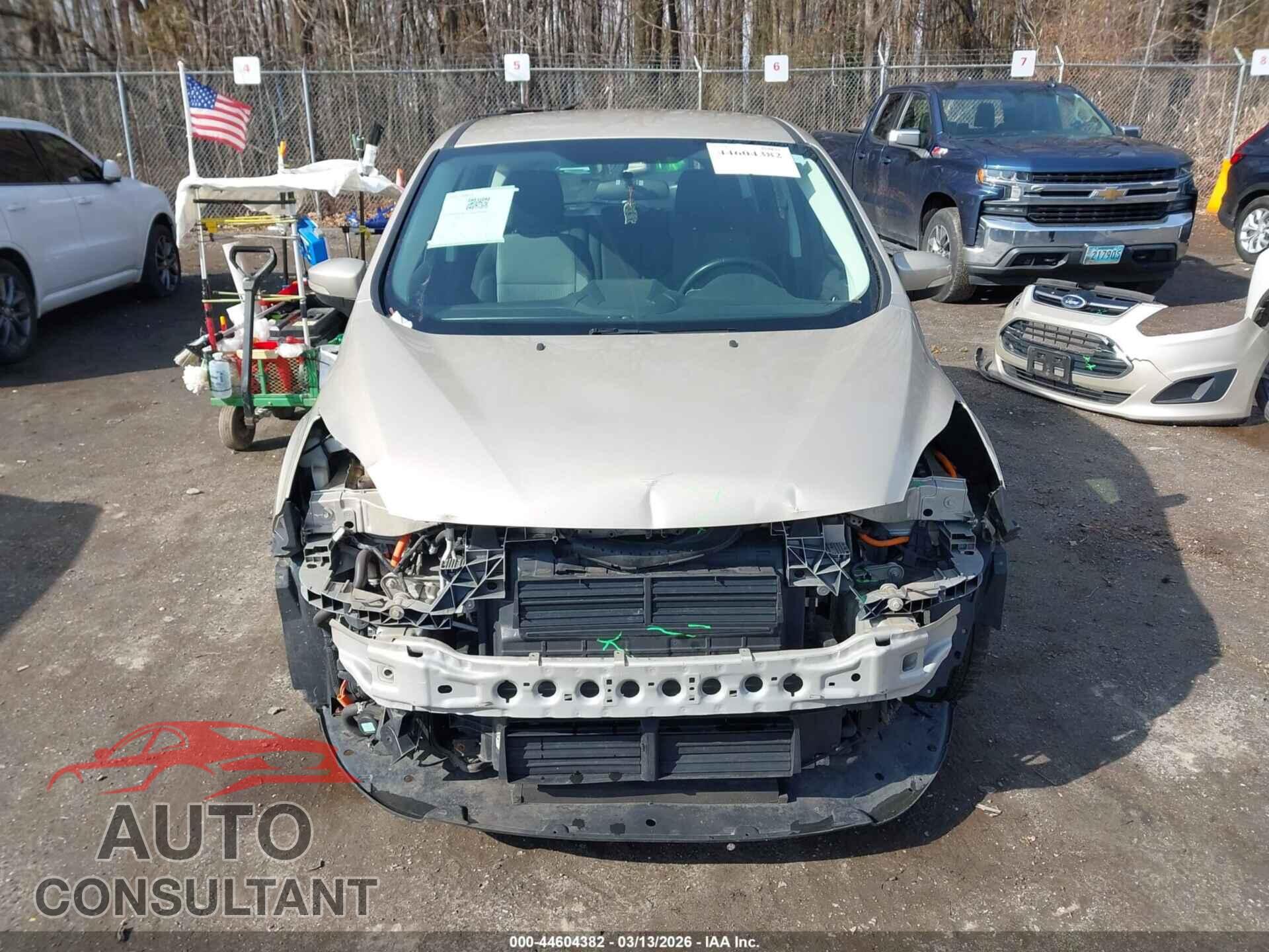 FORD C-MAX ENERGI 2017 - 1FADP5EU3HL101264