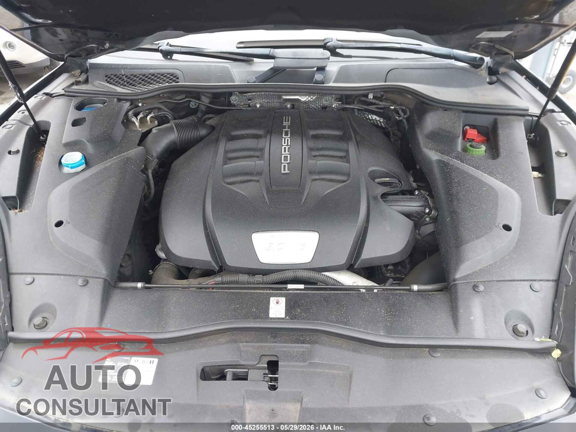 PORSCHE CAYENNE 2015 - WP1AF2A2XFLA39604