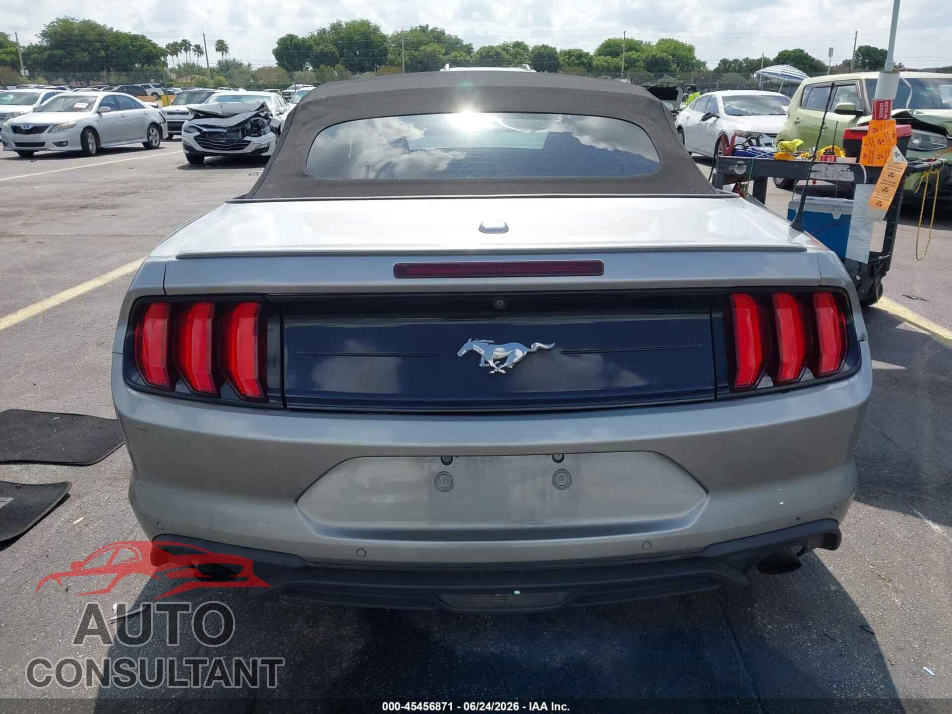 FORD MUSTANG 2021 - 1FATP8UH2M5100400
