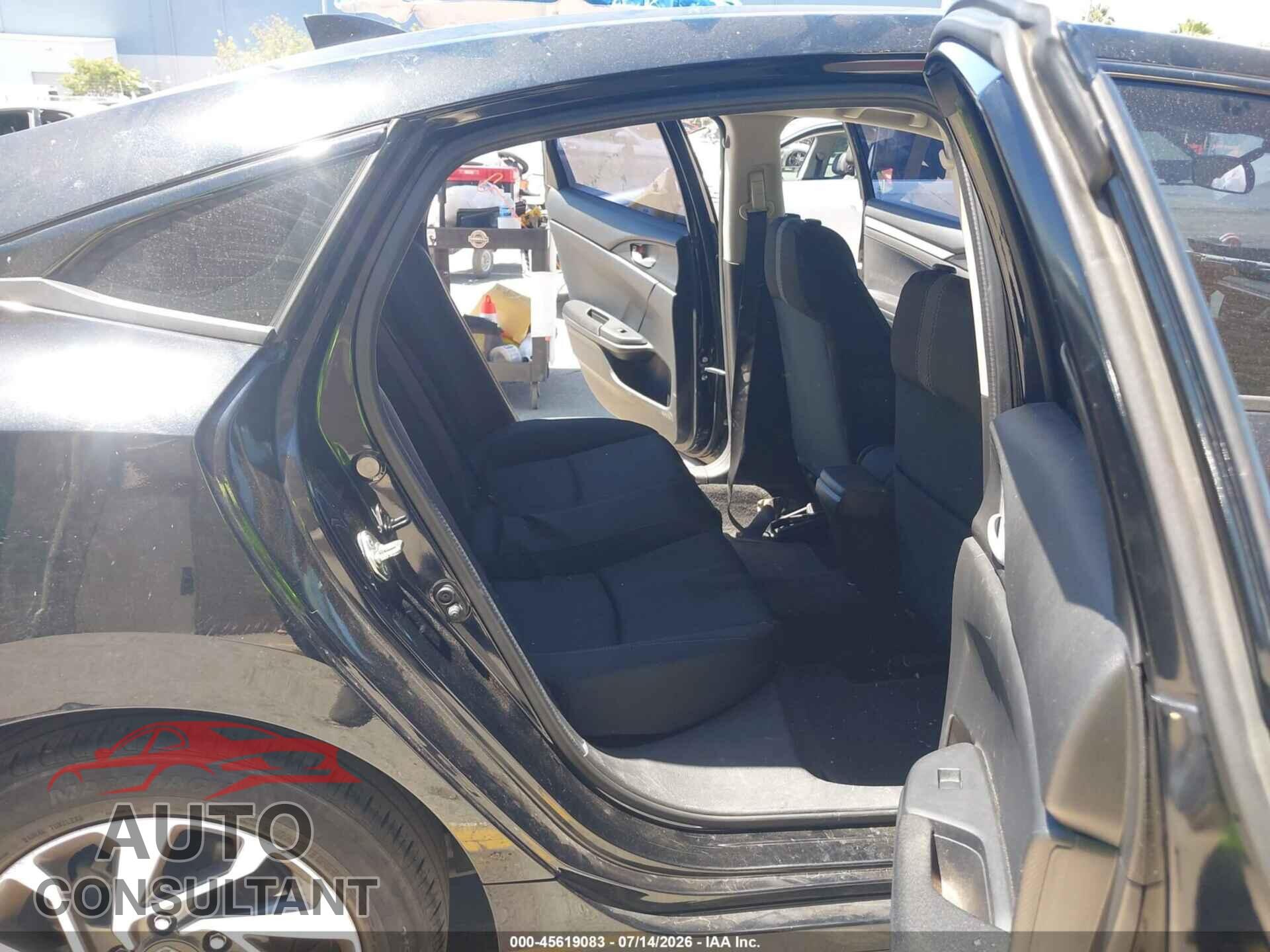 HONDA CIVIC 2017 - 2HGFC2F74HH527128