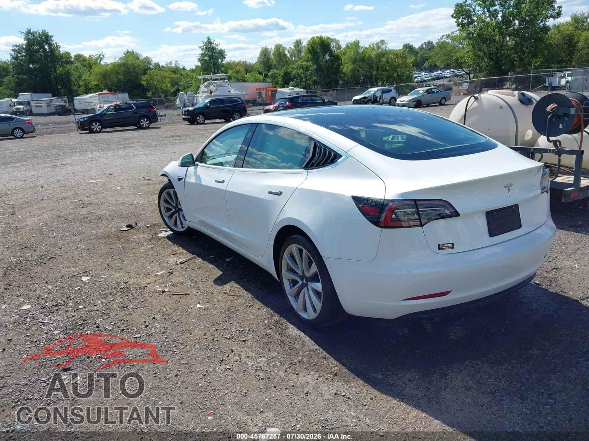 TESLA MODEL 3 2019 - 5YJ3E1EA9KF338376