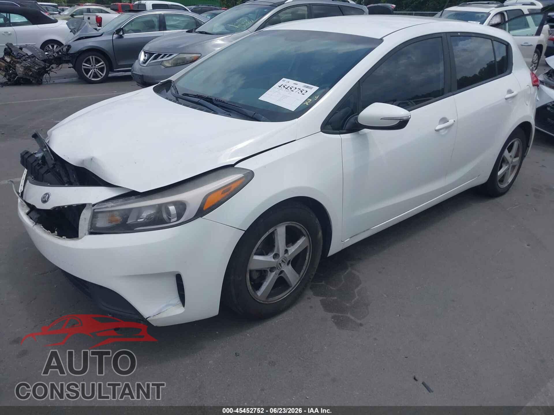 KIA FORTE 2017 - KNAFK5A88H5718221